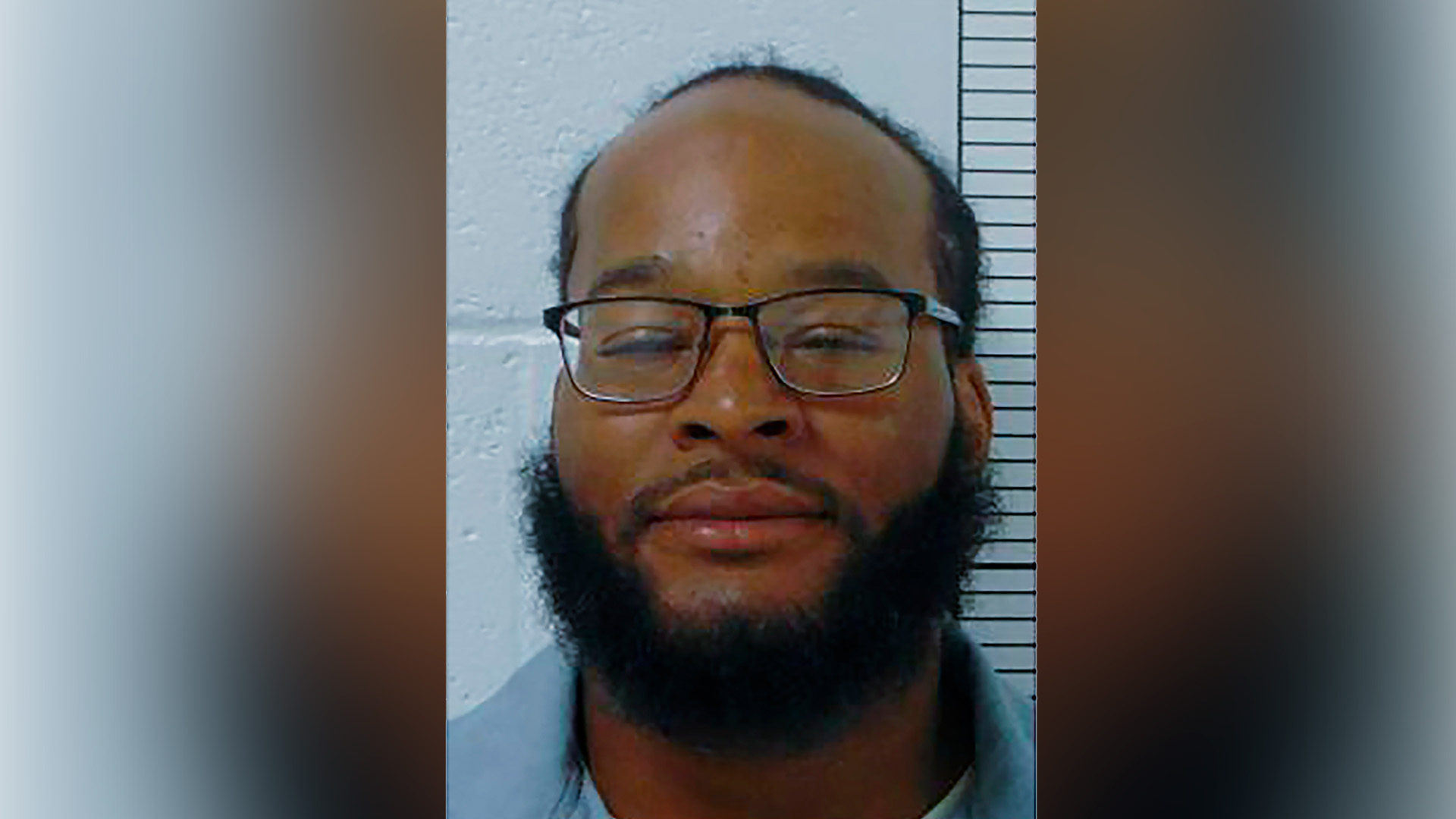 Esta foto proporcionada por el Departamento Correccional de Missouri muestra a Kevin Johnson, sentenciado por matar al oficial de policía William McEntee en Kirkwood, Missouri, en 2005. (Departamento de Correccionales de Missouri vía AP)

