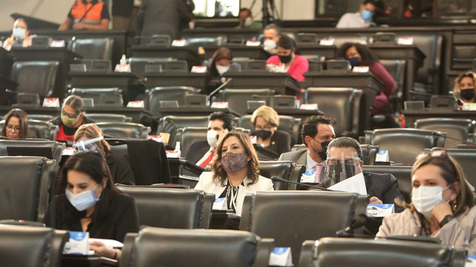 Cuando haya sesiones presenciales, habrá 50 senadores en la sala principal: 22 de Morena, 10 del PAN y seis del PRI, además de otros partidos (Foto: Cuartoscuro)