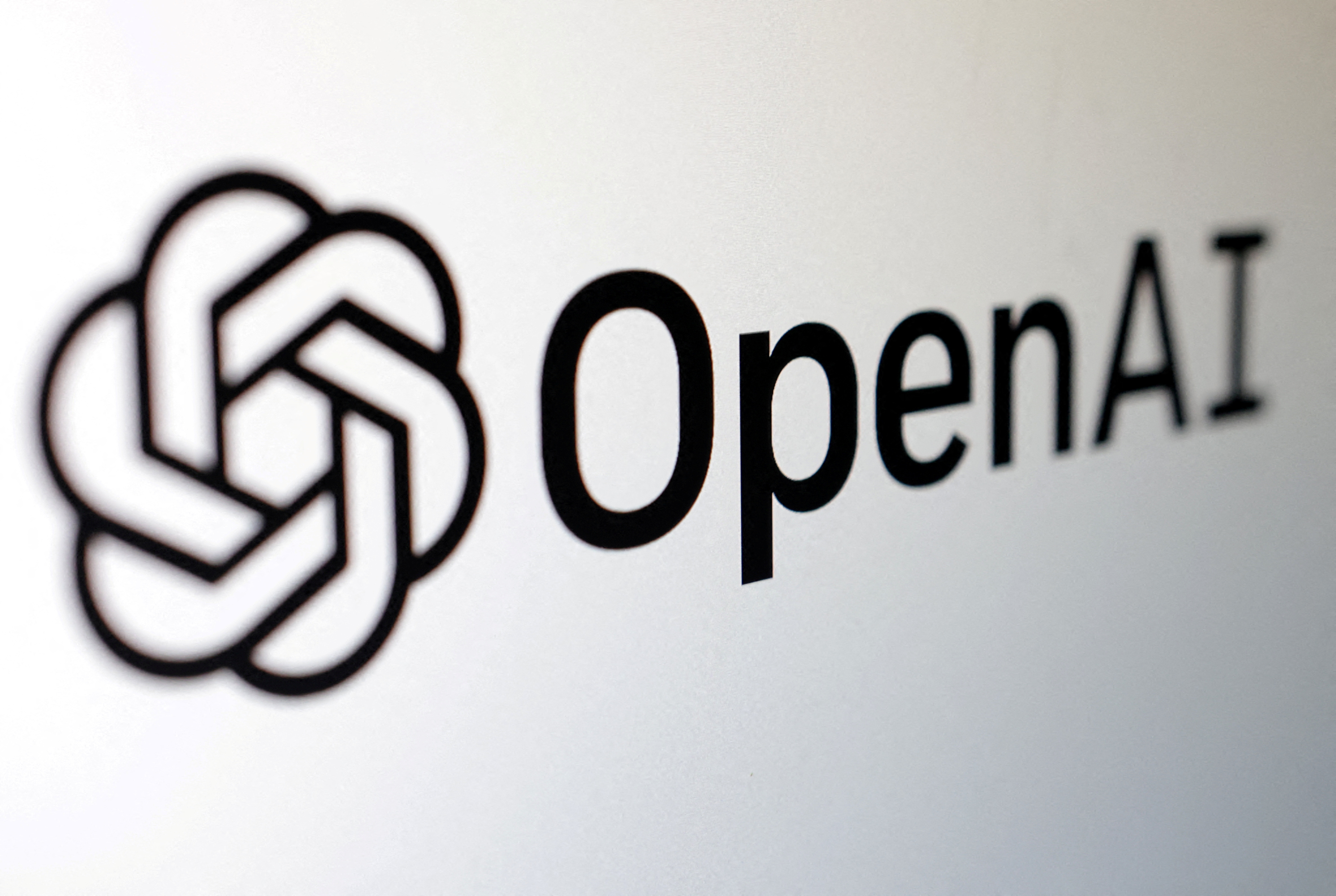 OpenAI desarrolló el modelo de inteligencia artificial detrás de GPT-3 y GPT-4. (REUTERS/Dado Ruvic)