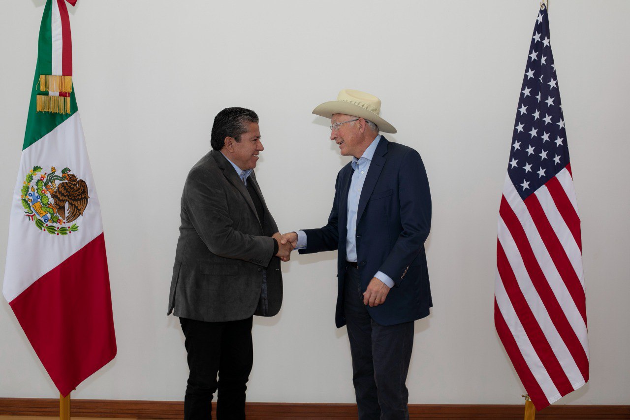 El embajador firmó un acuerdo para pacificar Zacatecas  (Foto: US-Embassy)