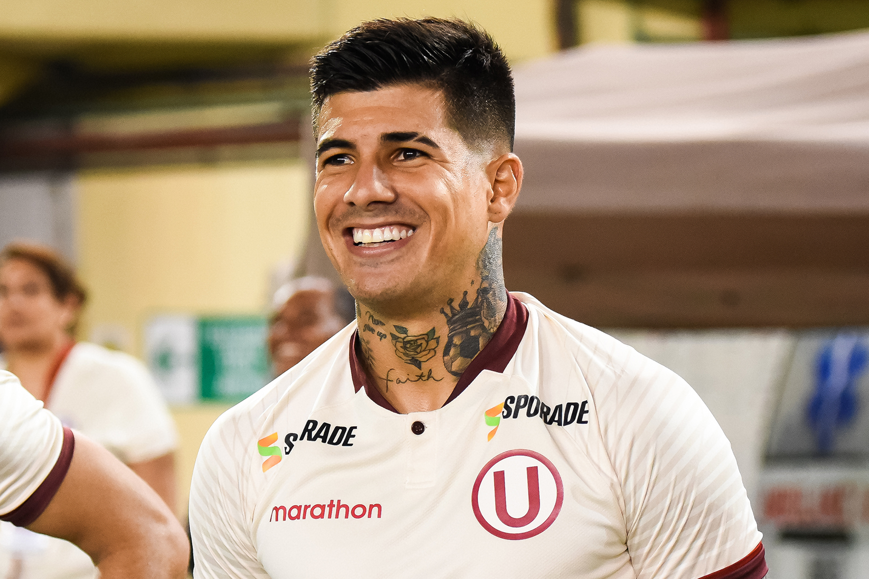 Gregorio Pérez Prepara Cambios En La Alineación De Universitario Para