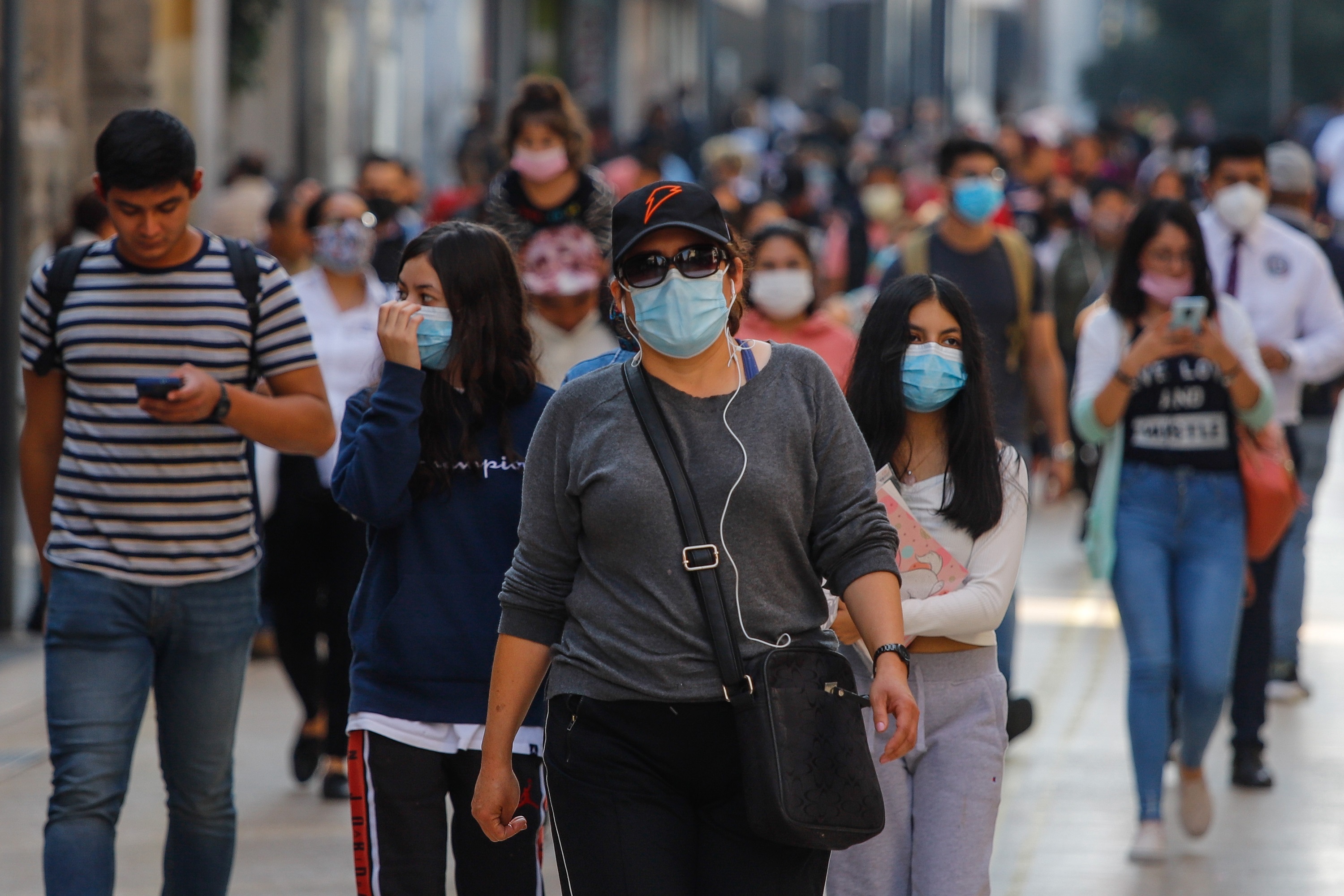 Coronavirus en México al 14 de diciembre: se registraron 2,695 contagios y 262 muertes en el último día
