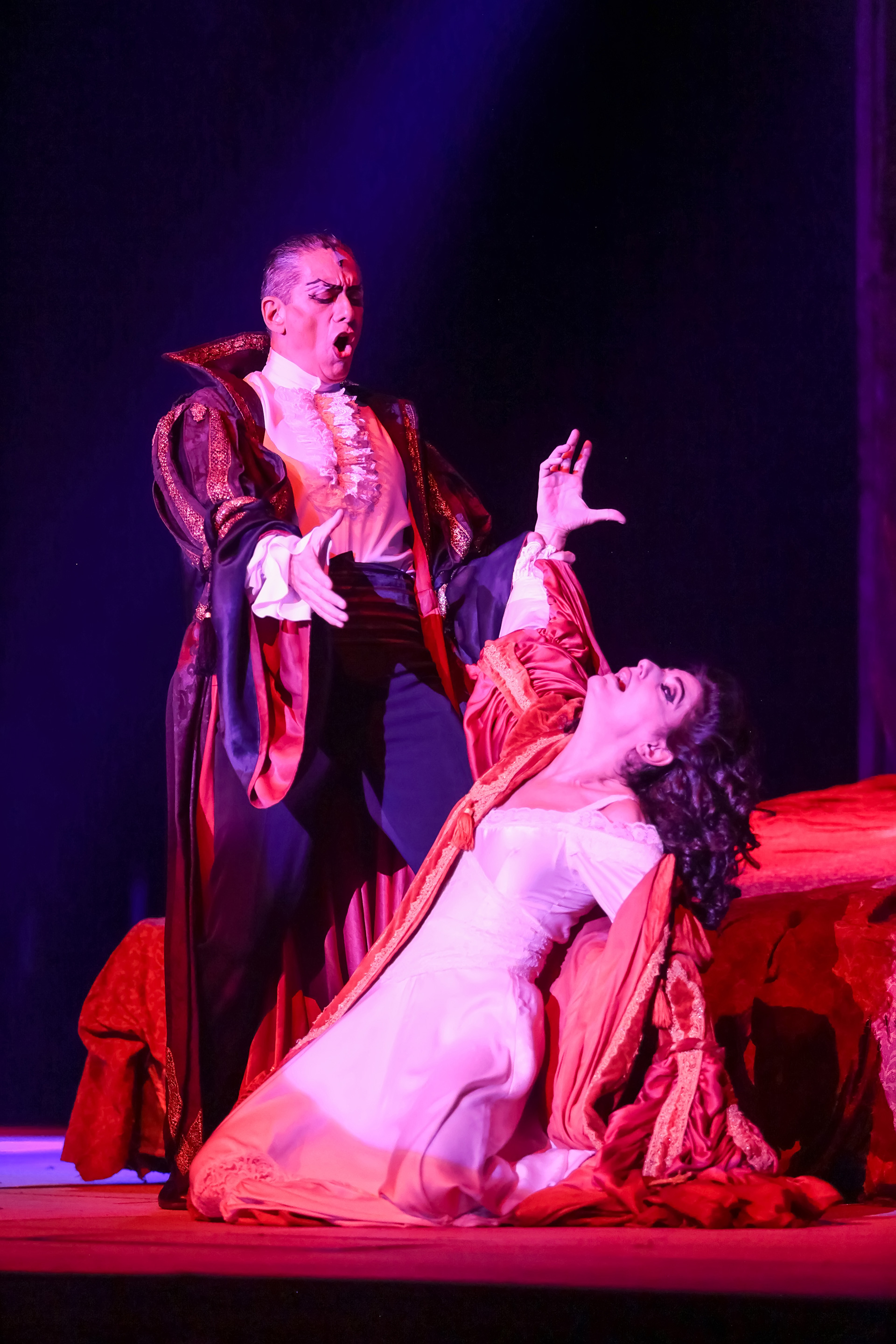 Cecilia Milone es Mina, en Drácula, el musical