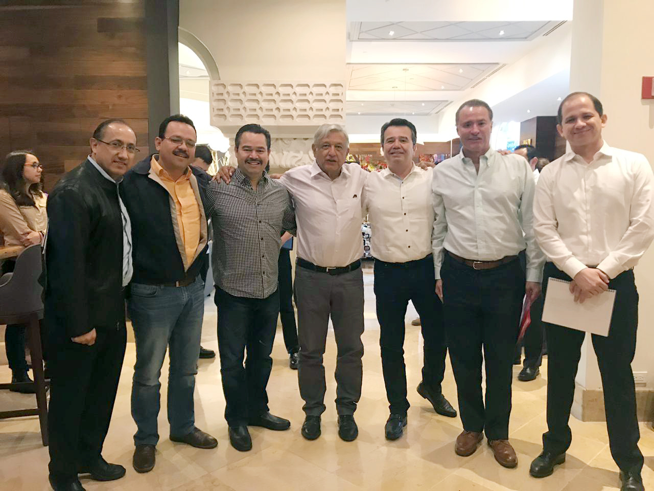 El empresario y el presidente cenaron en 2019 en Culiacán (Foto: Especial)