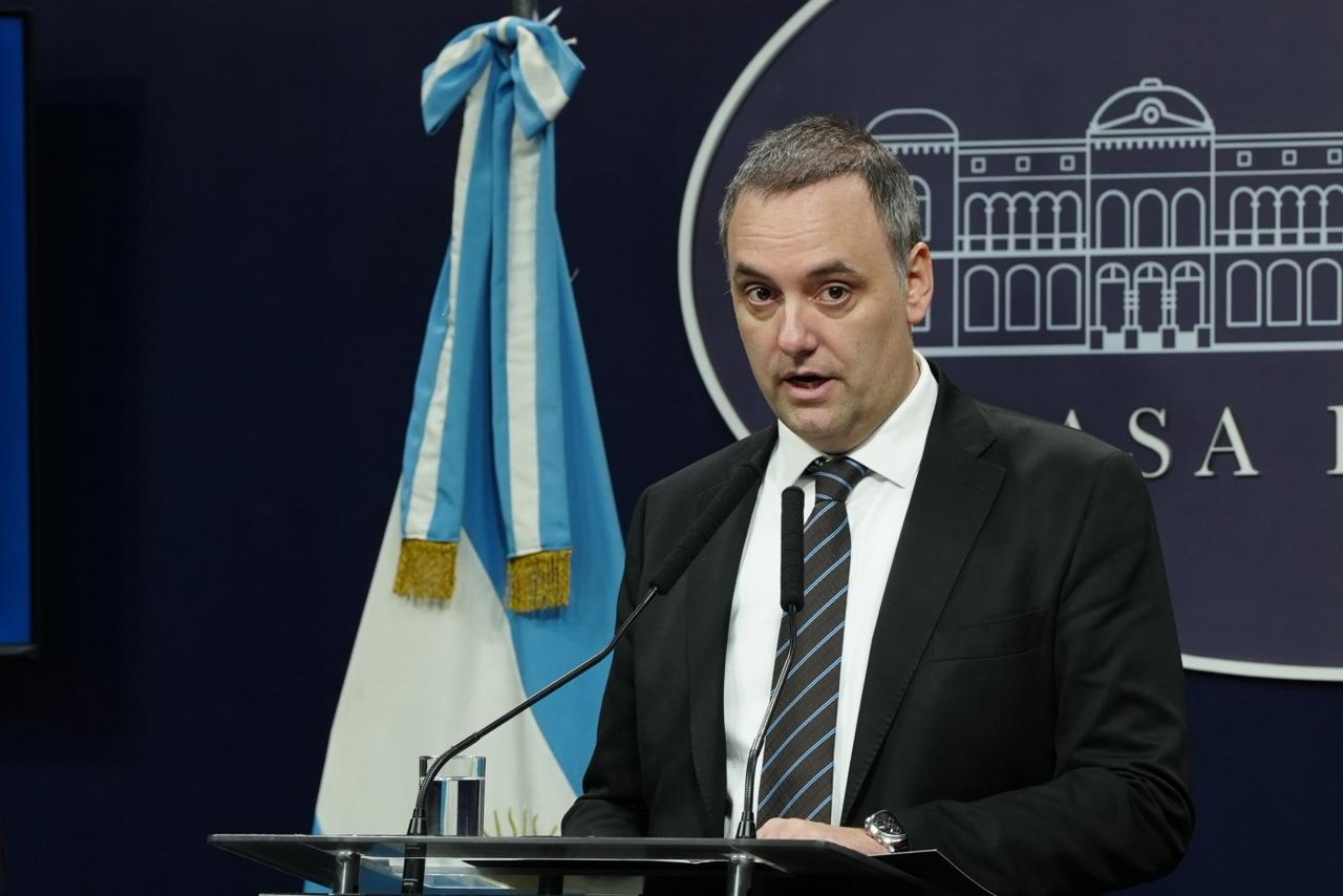 Dami&aacute;n Arabia: 