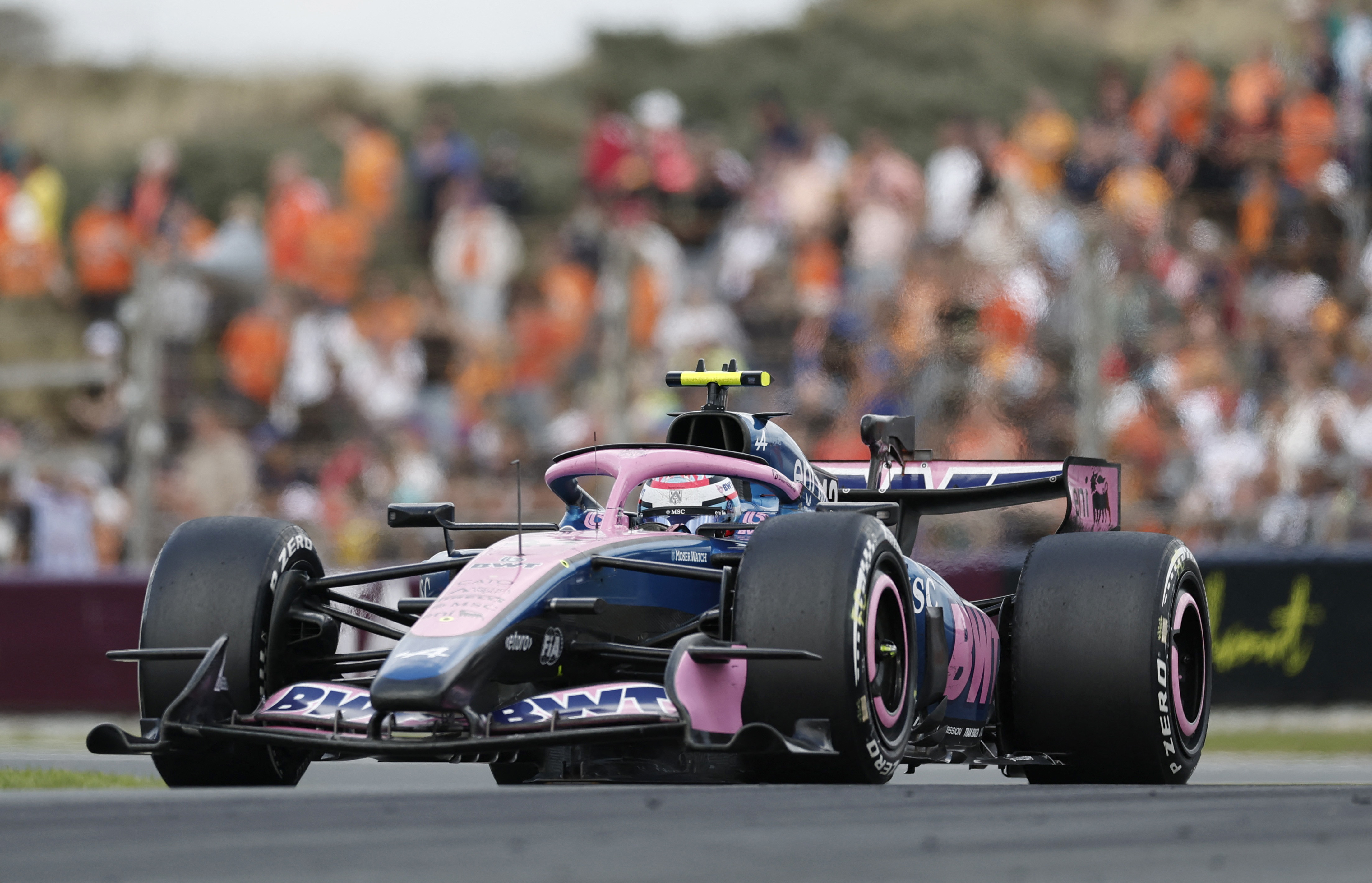 Franco Colapinto sufri&oacute; por una severa penalizaci&oacute;n y termin&oacute; en el puesto 14 el GP de Pa&iacute;ses Bajos de la F1 que gan&oacute; Lando Norris
