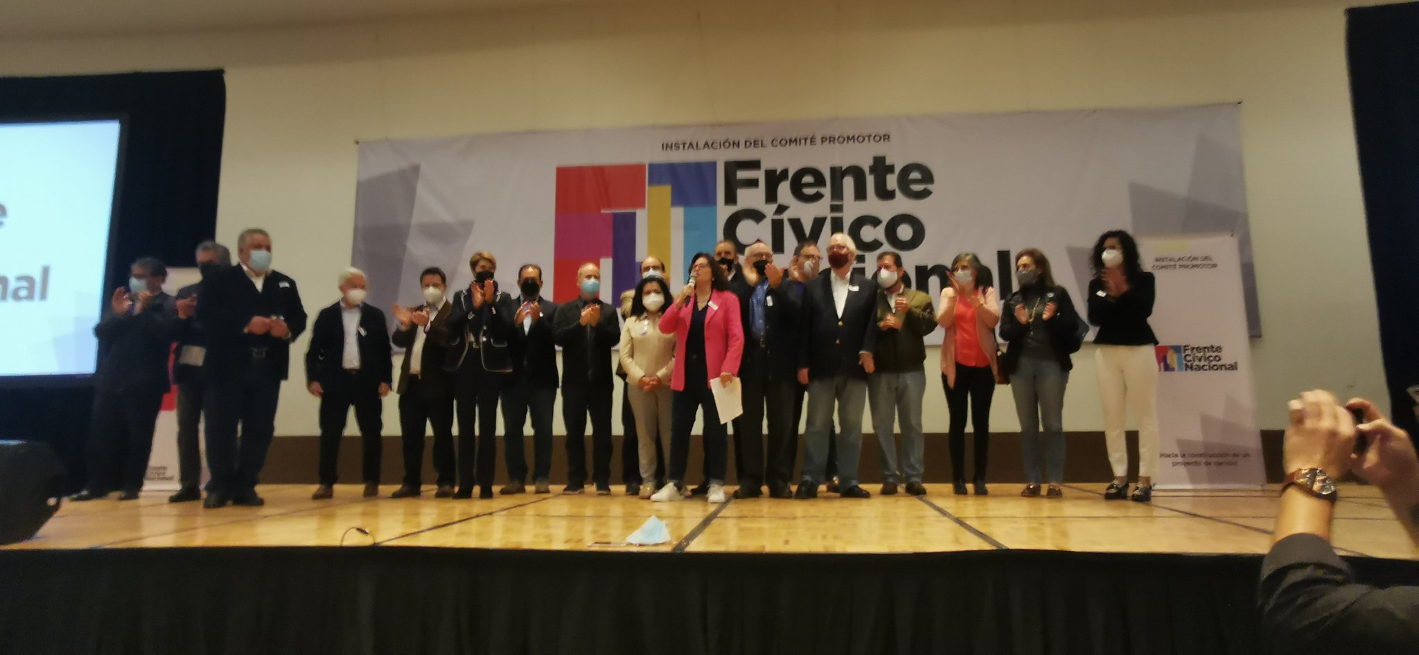  Frente Cívico Nacional busca crear su propio partido político