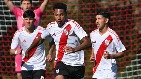 Vuelos récord: el dólar estable impulsó una marca histórica de pasajeros en enero