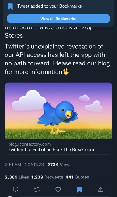 La aplicación agrega un botón directo para marcar los tweets favoritos.