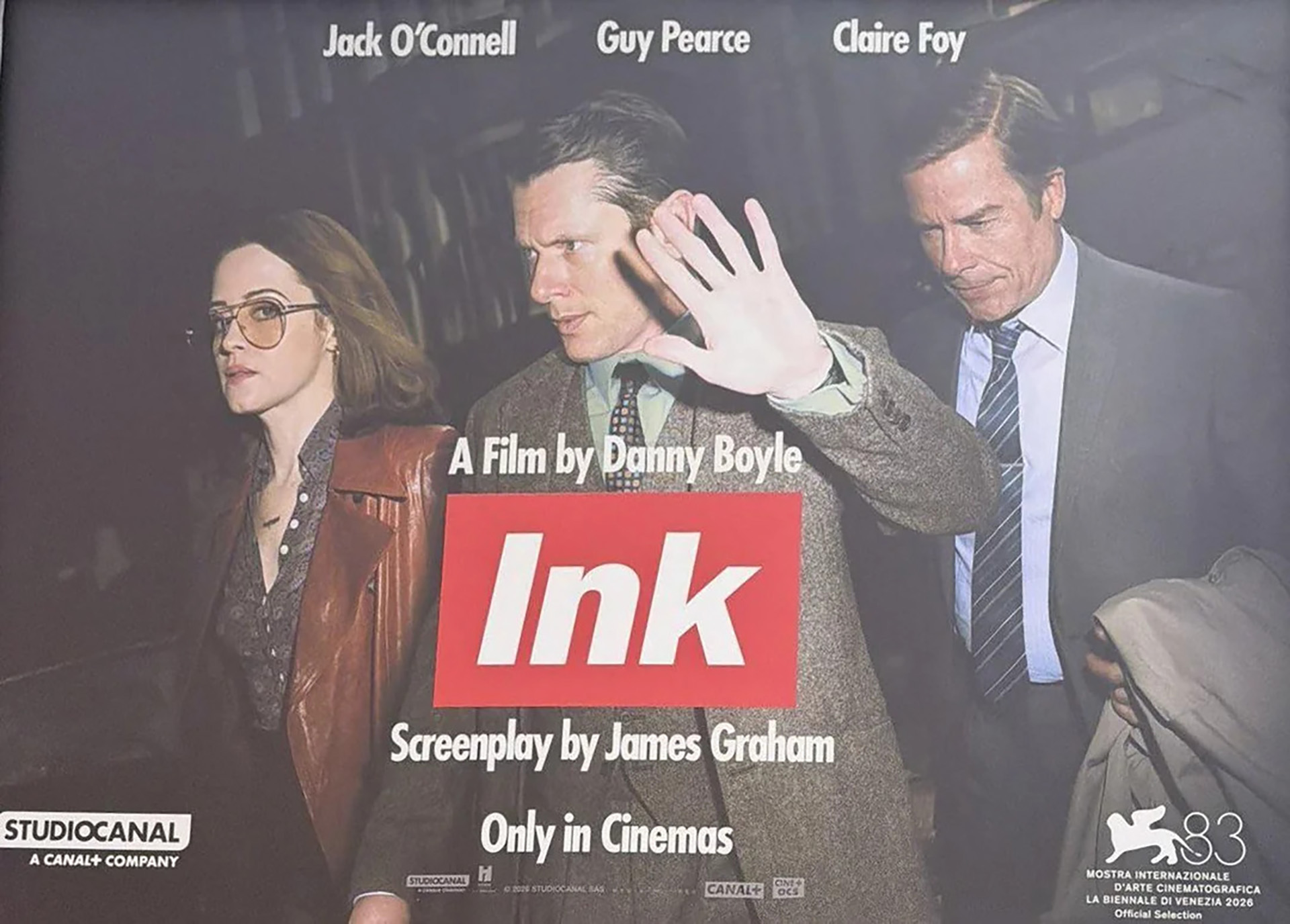 El magnate Rupert Murdoch está "muy contento" de que Guy Pearce lo interprete en una nueva película