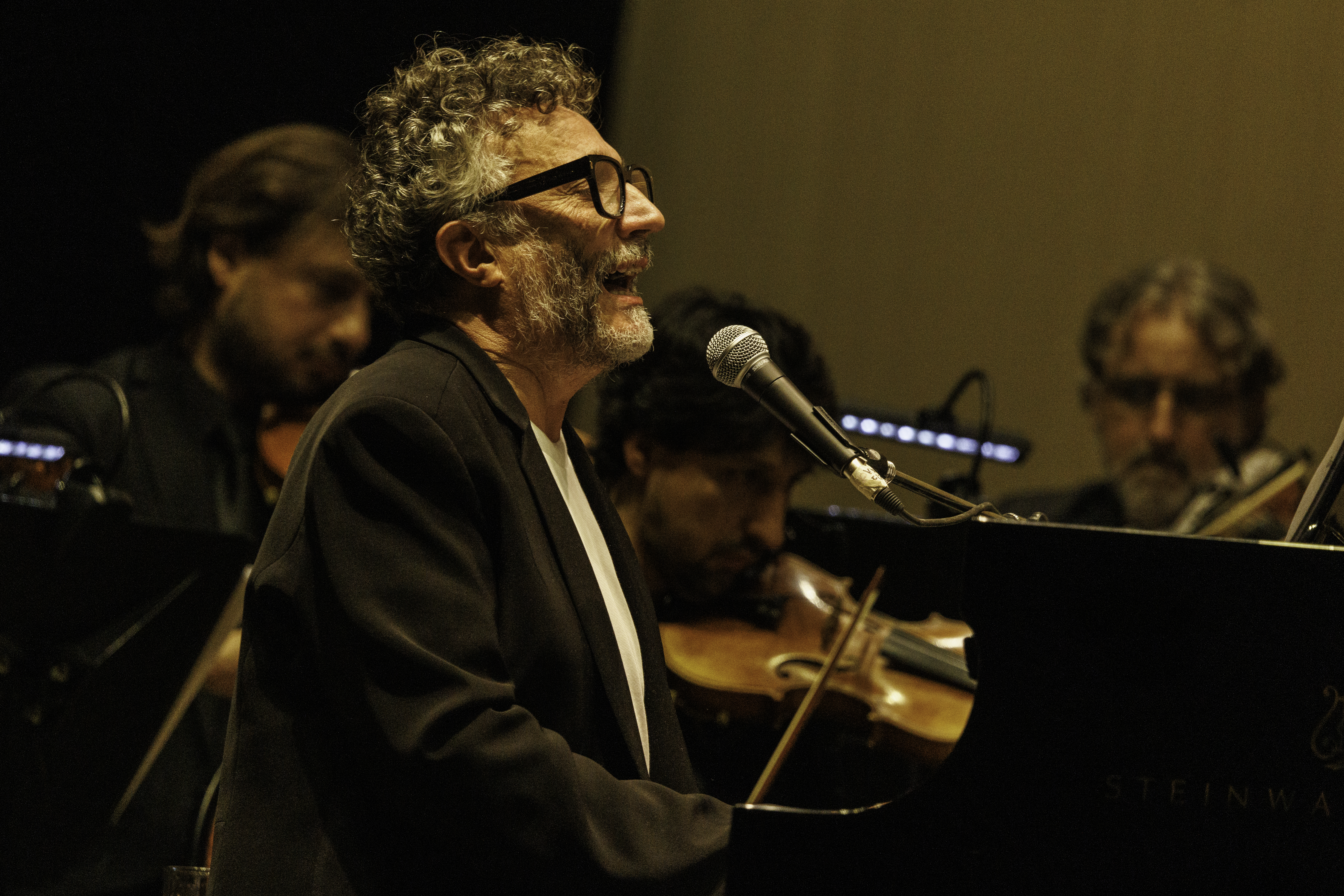 Estremecedor reclamo en Tandil: una familia llevó la camioneta en la que chocó y murió su hijo a una plaza para pedir justicia