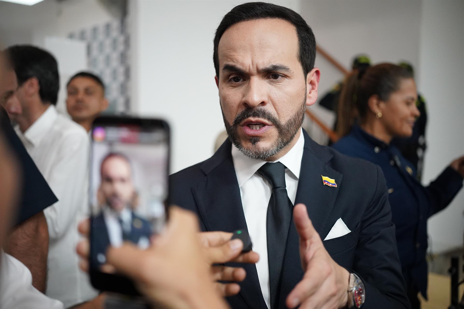 Abelardo de la Espriella seguirá siendo candidato presidencial: Consejo  Nacional Electoral rechazó demanda que pedía su revocatoria - Infobae