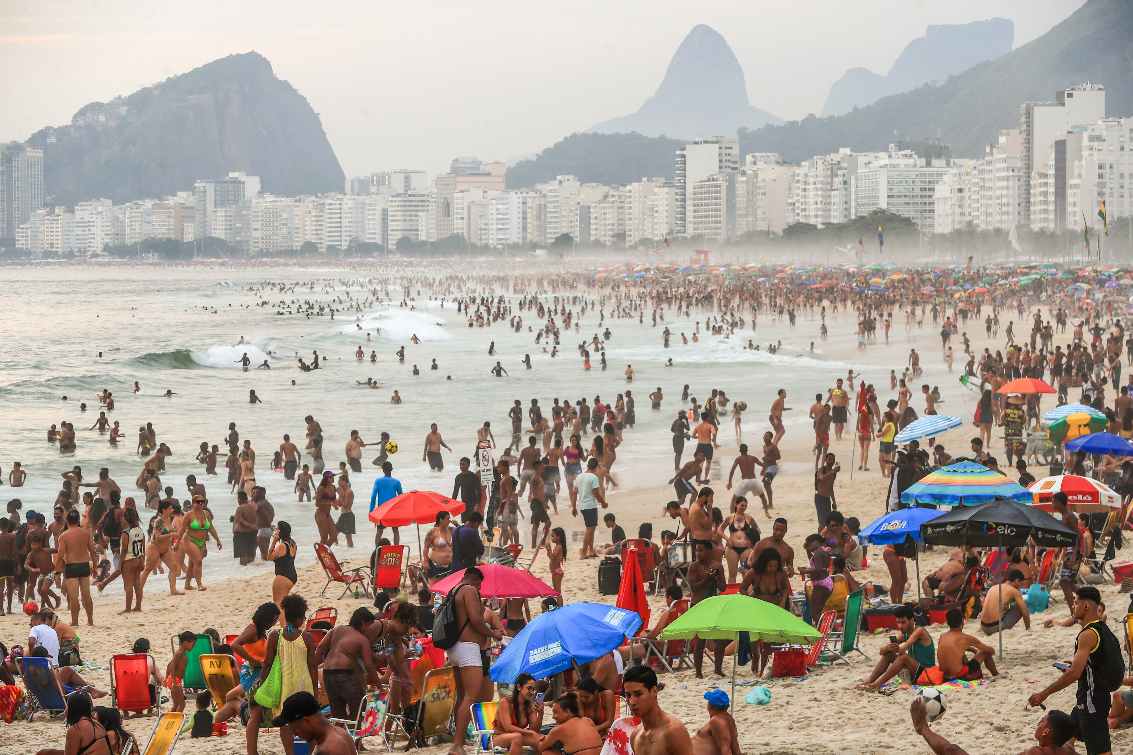 Ola de calor en Brasil: la sensación térmica en Río de Janeiro superó los 60 grados