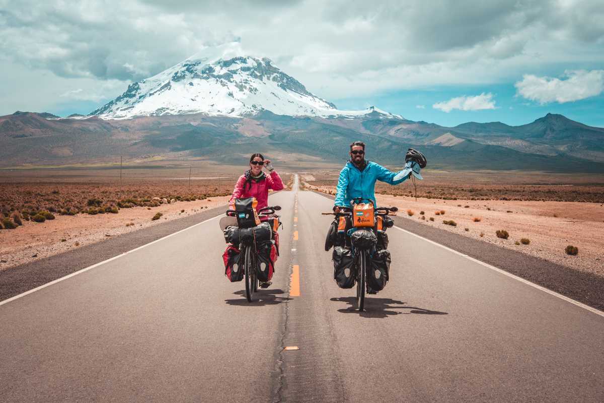 La pareja que unió en bicicleta Alaska y Ushuaia: 40 mil kilómetros en 6 años y comunión con la naturaleza 