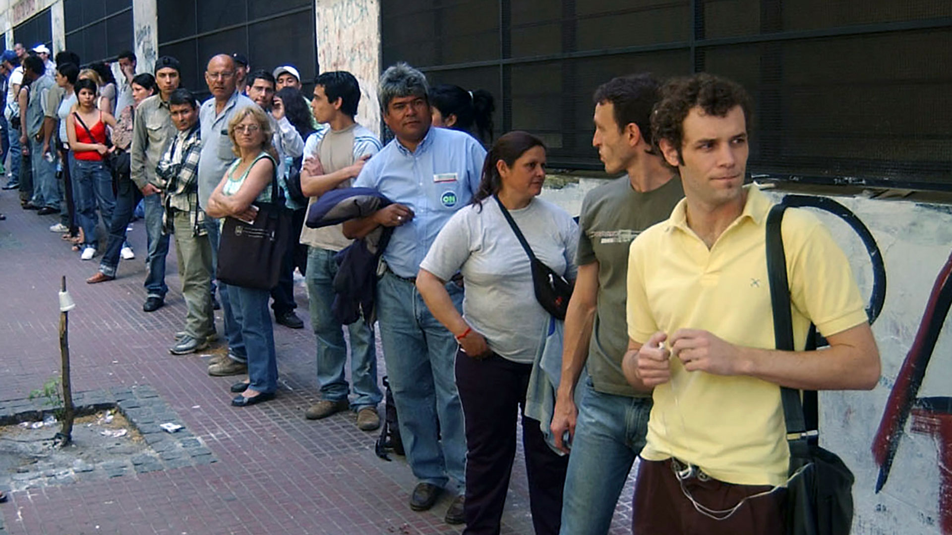 El creciente desempleo es la mayor amenaza pol&iacute;tica para Milei en la Argentina