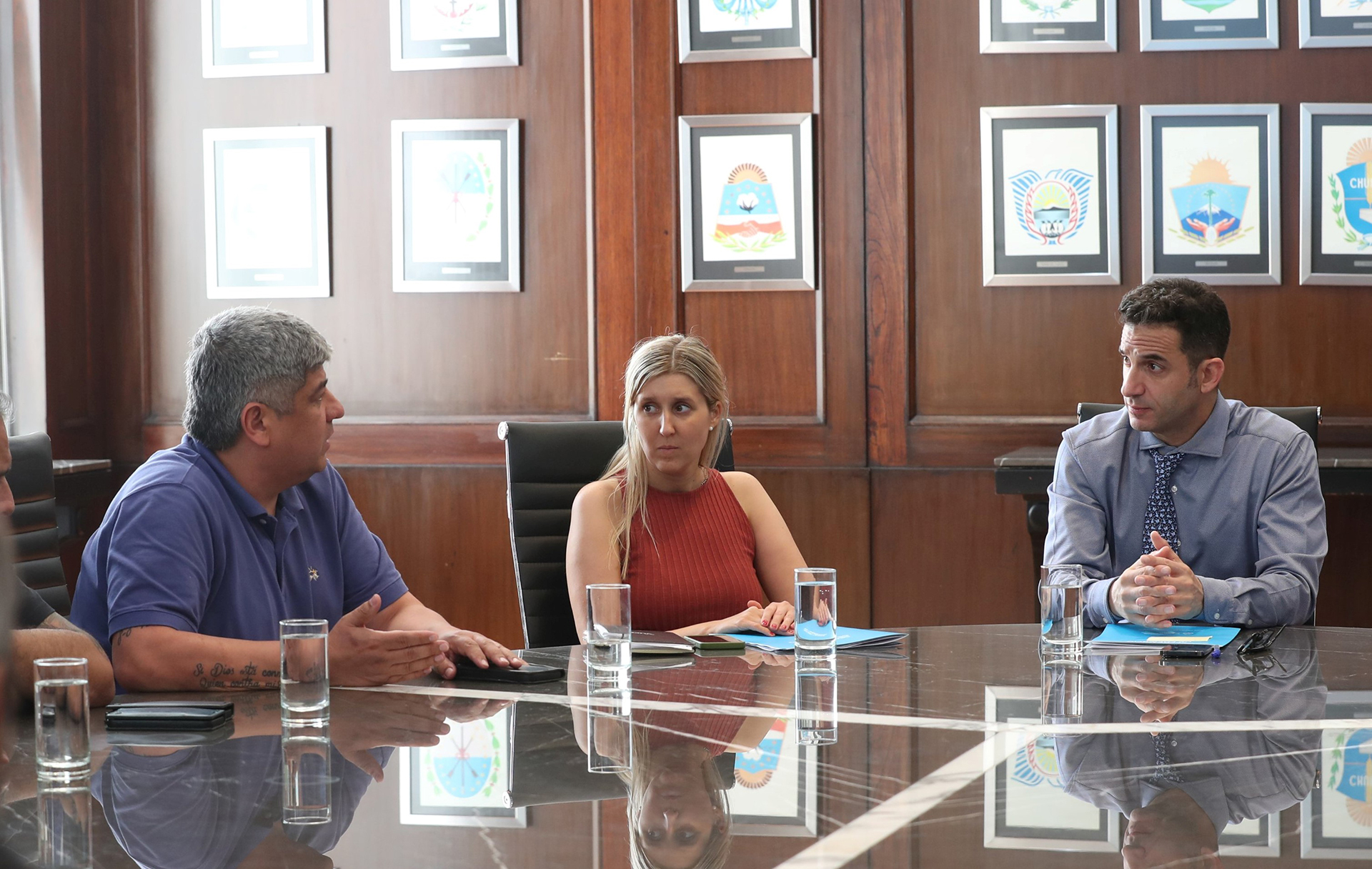 El secretario adjunto del gremio Camioneros, Pablo Moyano, junto al secretario de Comercio de la Nación, Matías Tombolini
