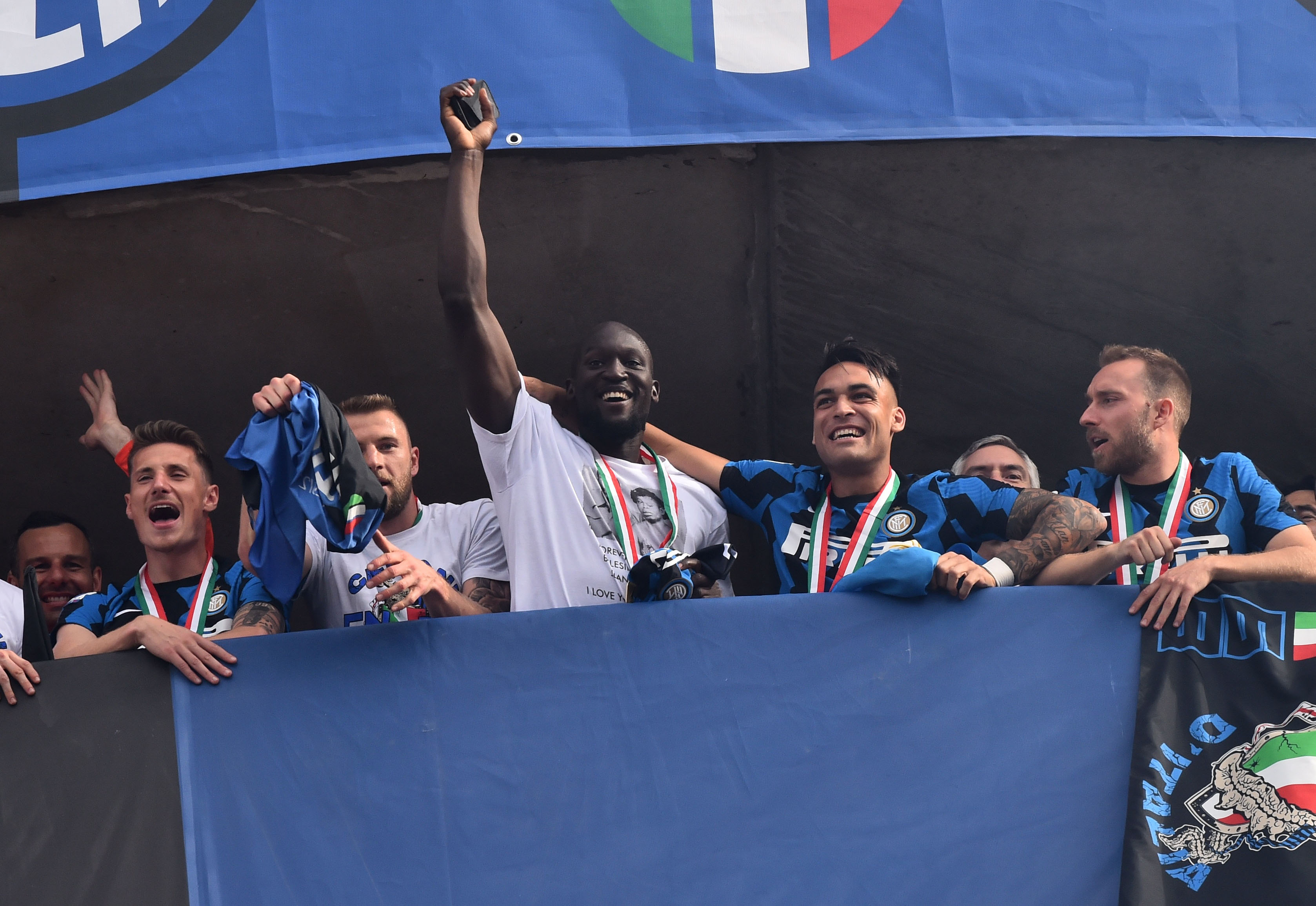 Lautaro Martinez y Romelu Lukaku fueron clave en la conquista de la Serie A 2020/21 (Reuters)