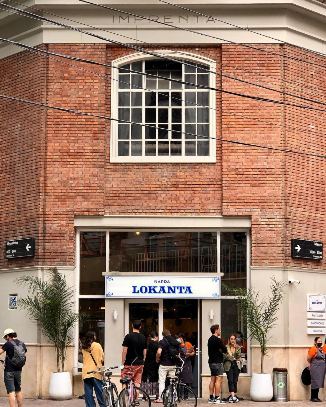 El tercer local de Narda Lepes eligió la esquina más icónica de La Imprenta para ubicarse, justo en Maure y Migueletes (Instagram)