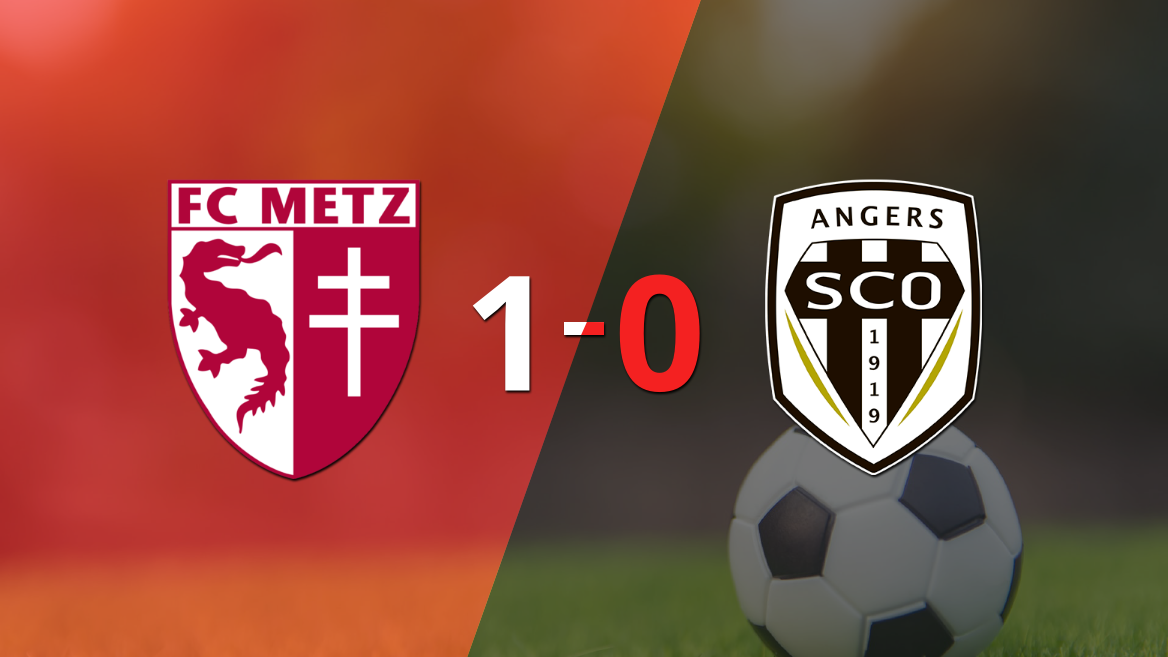 A Metz le alcanzó con un gol para derrotar a Angers en el estadio Stade Saint-Symphorien