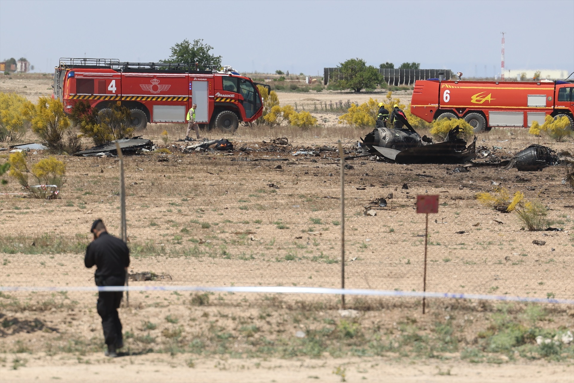 Un Caza F18 Se Estrella En La Base De Zaragoza Y Su Piloto Consigue Eyectarse A Tiempo Infobae 7212