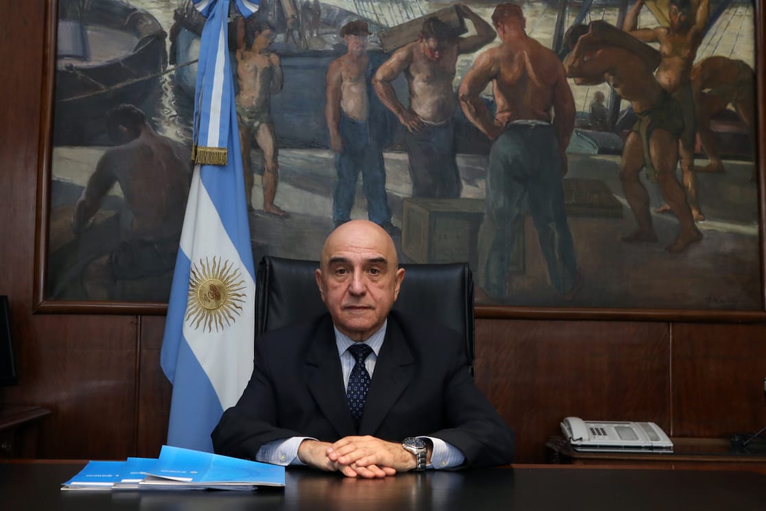 Javier Milei criticó el aumento de los sueldos de los senadores: “Vuelven a hacerlo, escupiendo en la cara de los argentinos”