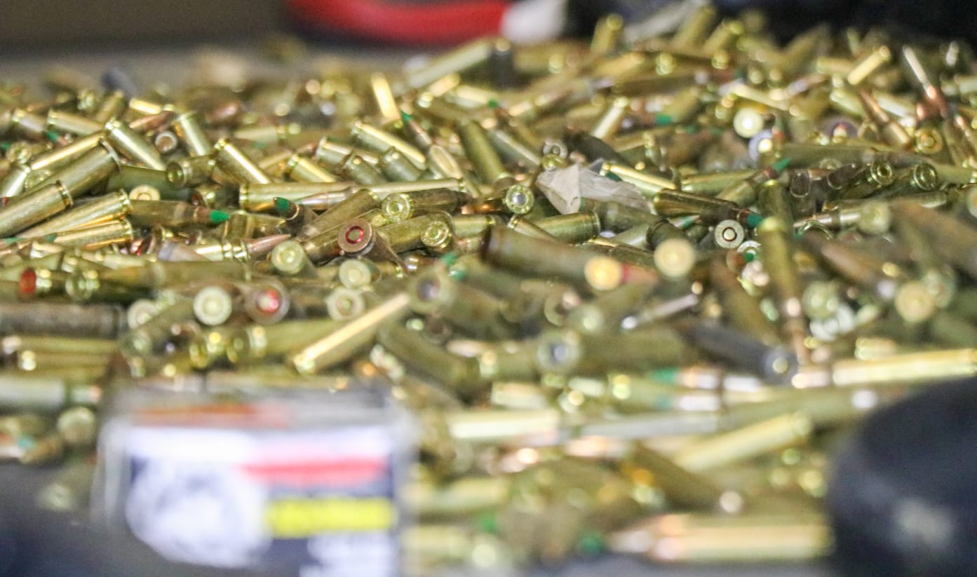 De acuerdo con reportes locales, comuneros del municipio de Paracho interceptaron a cerca de seis patrullas de la GN para exigir la liberación de los 167 detenidos (Foto: SSP Michoacán)
