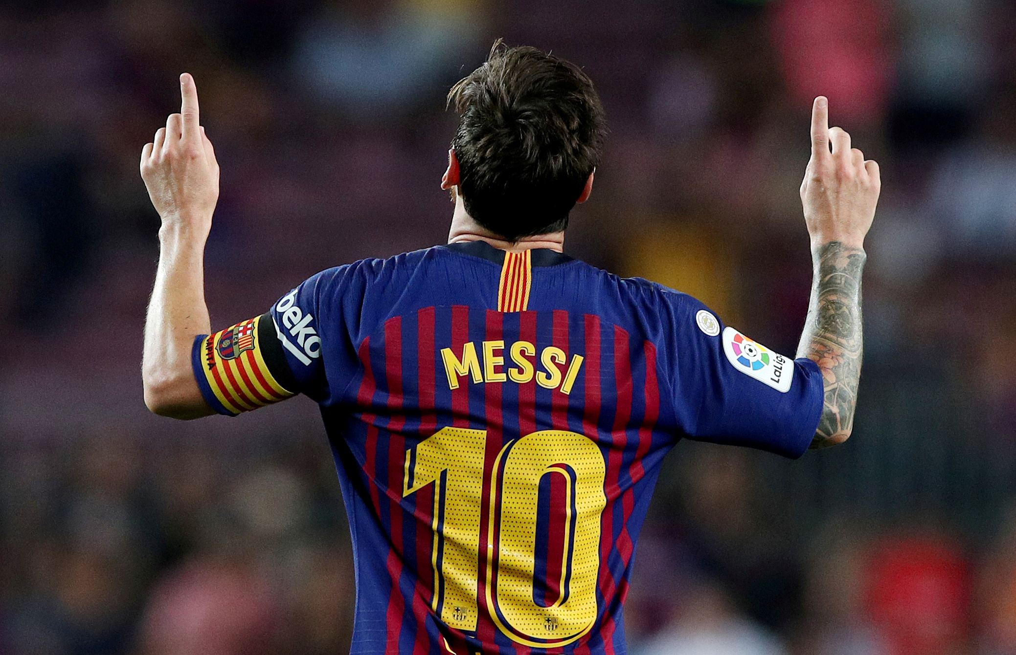 En España asegurán que el City podría ofrecer hasta tres jugadores al Barcelona a cambio de Lionel Messi
    REUTERS/Albert Gea/File Photo