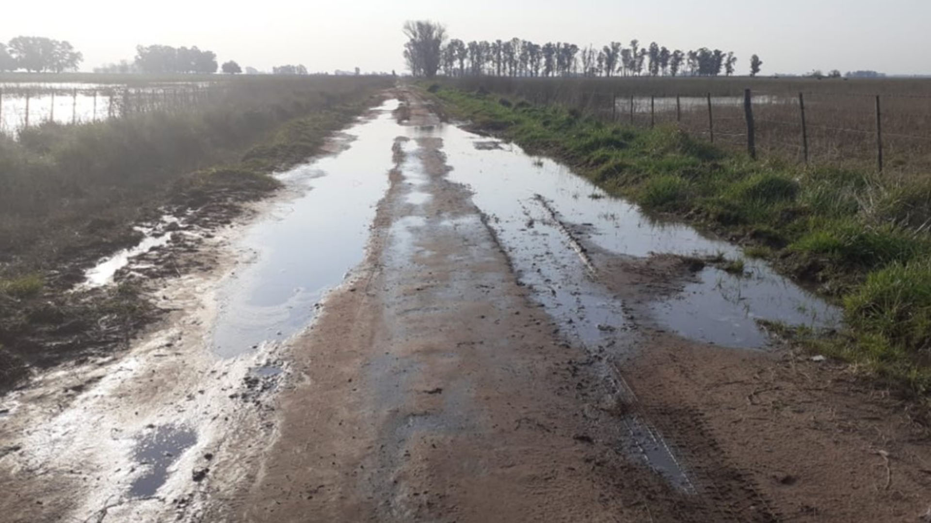El mal estado de los caminos rurales es un planteo que desde hace tiempo vienen realizando desde el sector agropecuario.