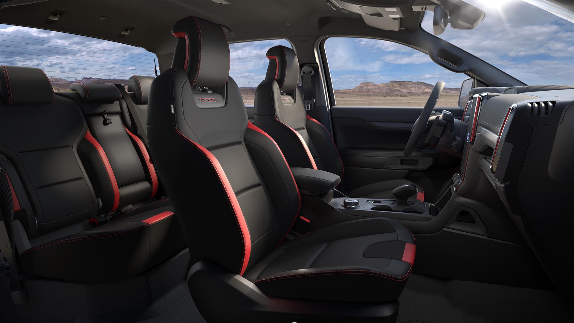 El interior es también personalizado para la versión Raptor. La carrocería exterior tiene opción de cuatro colores únicos
