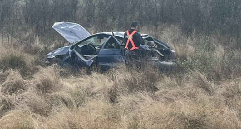Muri&oacute; un hombre tras un vuelco y choque con una camioneta en una ruta de C&oacute;rdoba