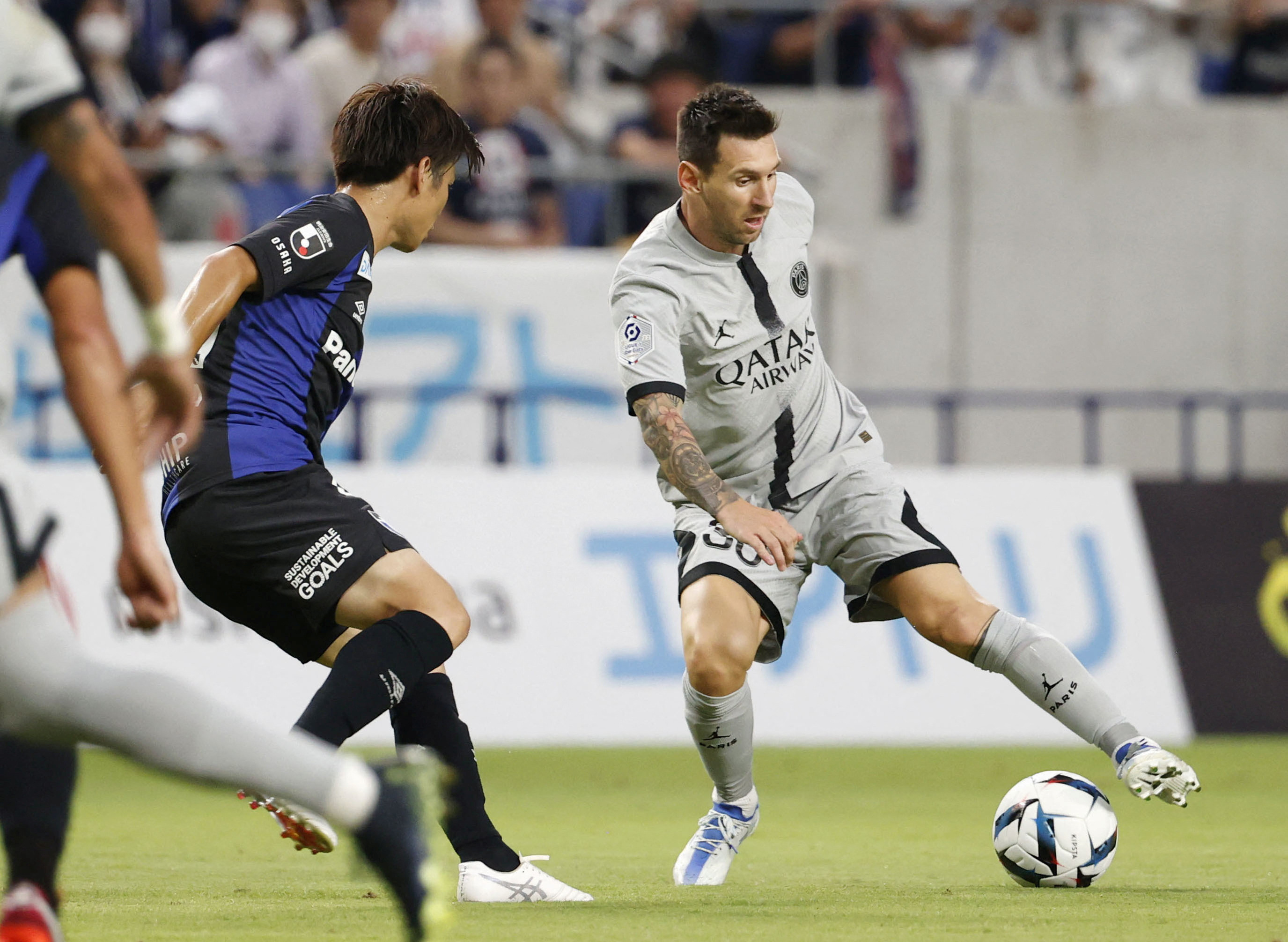 Con un gol de Lionel Messi, el PSG cerró su gira por Japón con un contundente triunfo ante Gamba Osaka