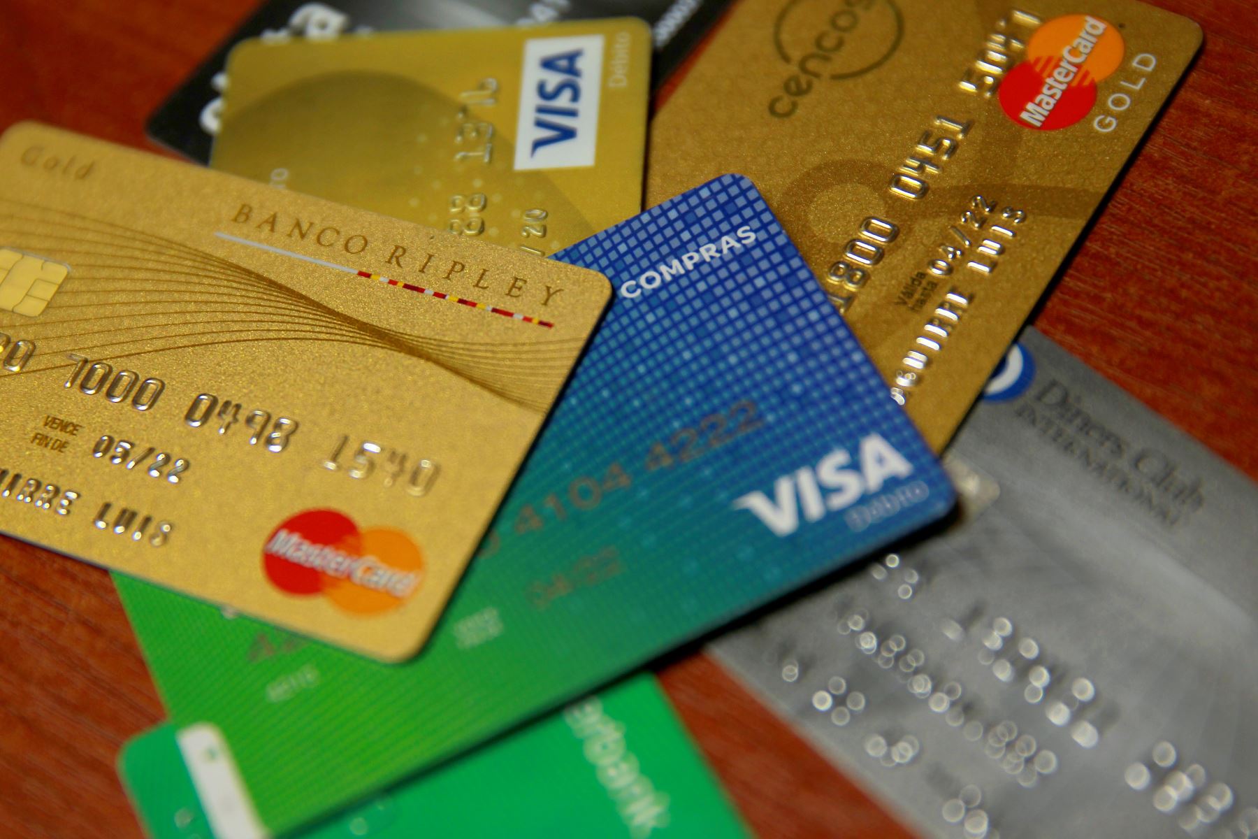 El mayor porcentaje de compradores en línea, prefiere pagar con tarjeta de crédito. (Andina)