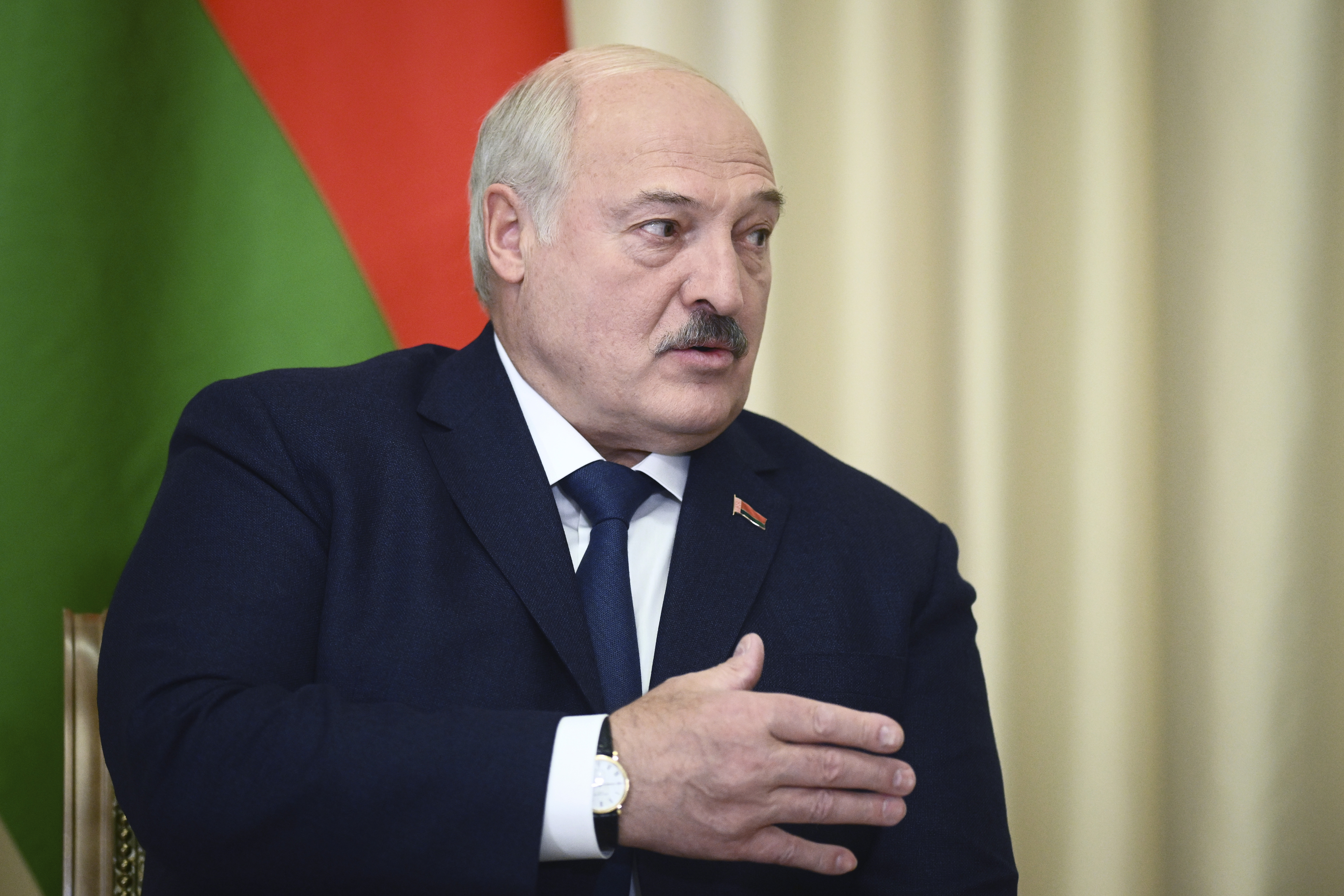 El dictador de Bielorrusia, Alexander Lukashenko. (Vladimir Astapkovich, Sputnik, Kremlin Pool Photo vía AP)