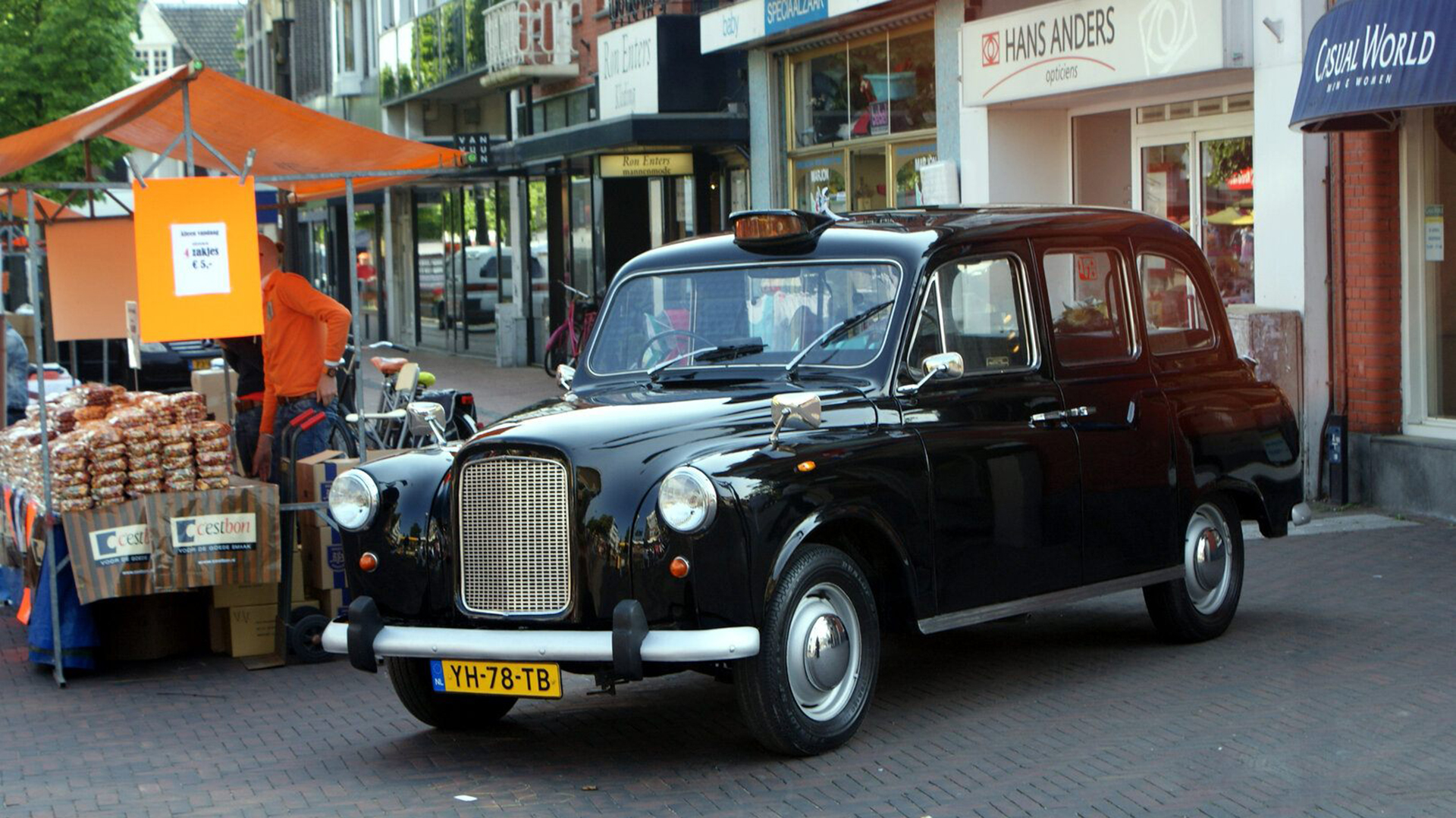 El Austin FX4 probablemente haya sido el taxi londinense más famoso. Se puso en circulación en 1959