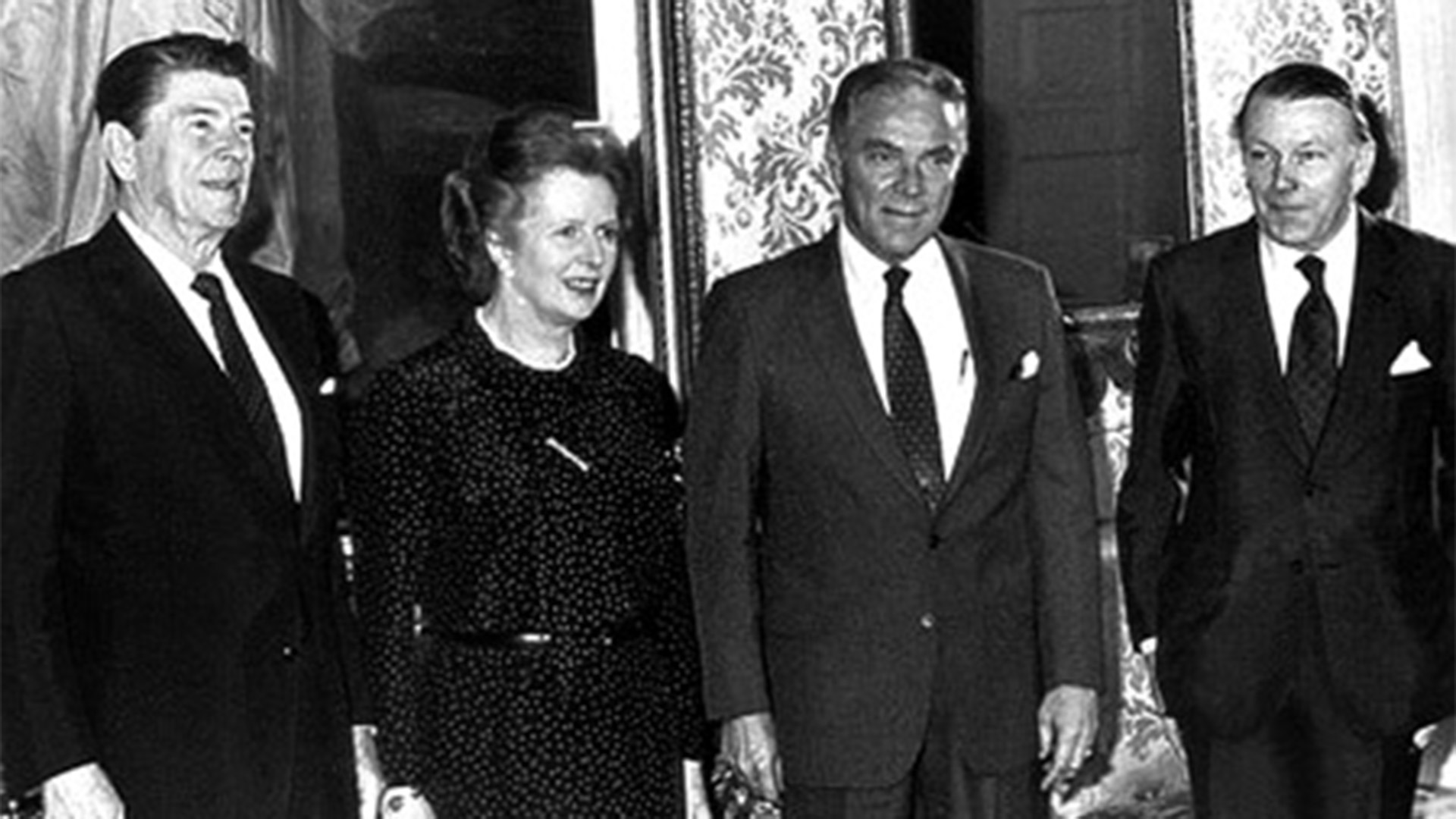 Reagan, Thatcher, Haig y Francis Pynn en junio de 1982
