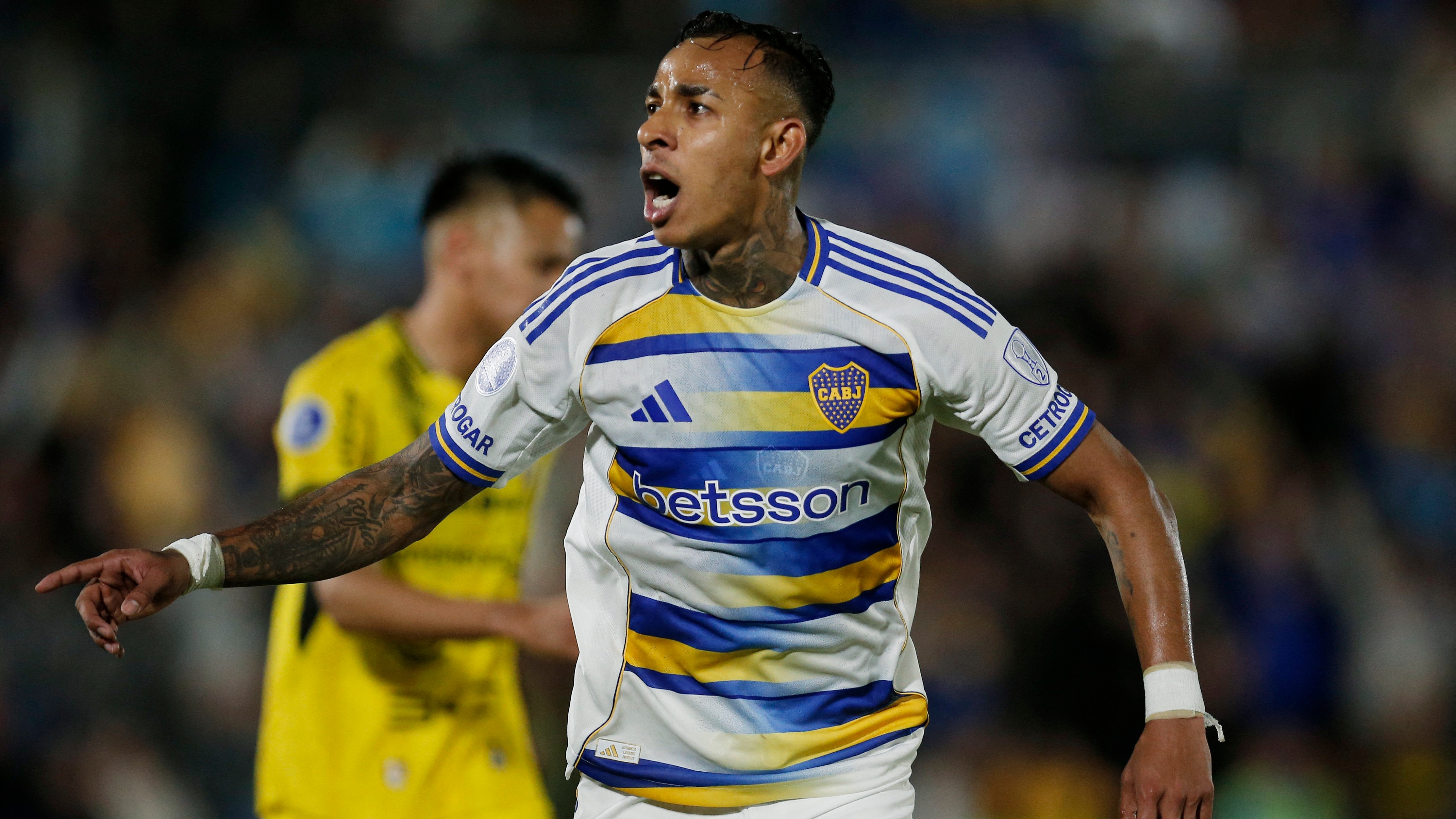 Sebasti&aacute;n Villa marc&oacute; su primer gol desde el regreso a Boca Juniors ante Recoleta: su gesto de cara a la popular xeneize en Paraguay
