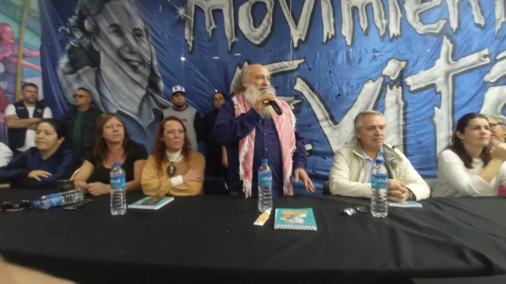 Alberto Fernández durante un acto del Movimiento Evita