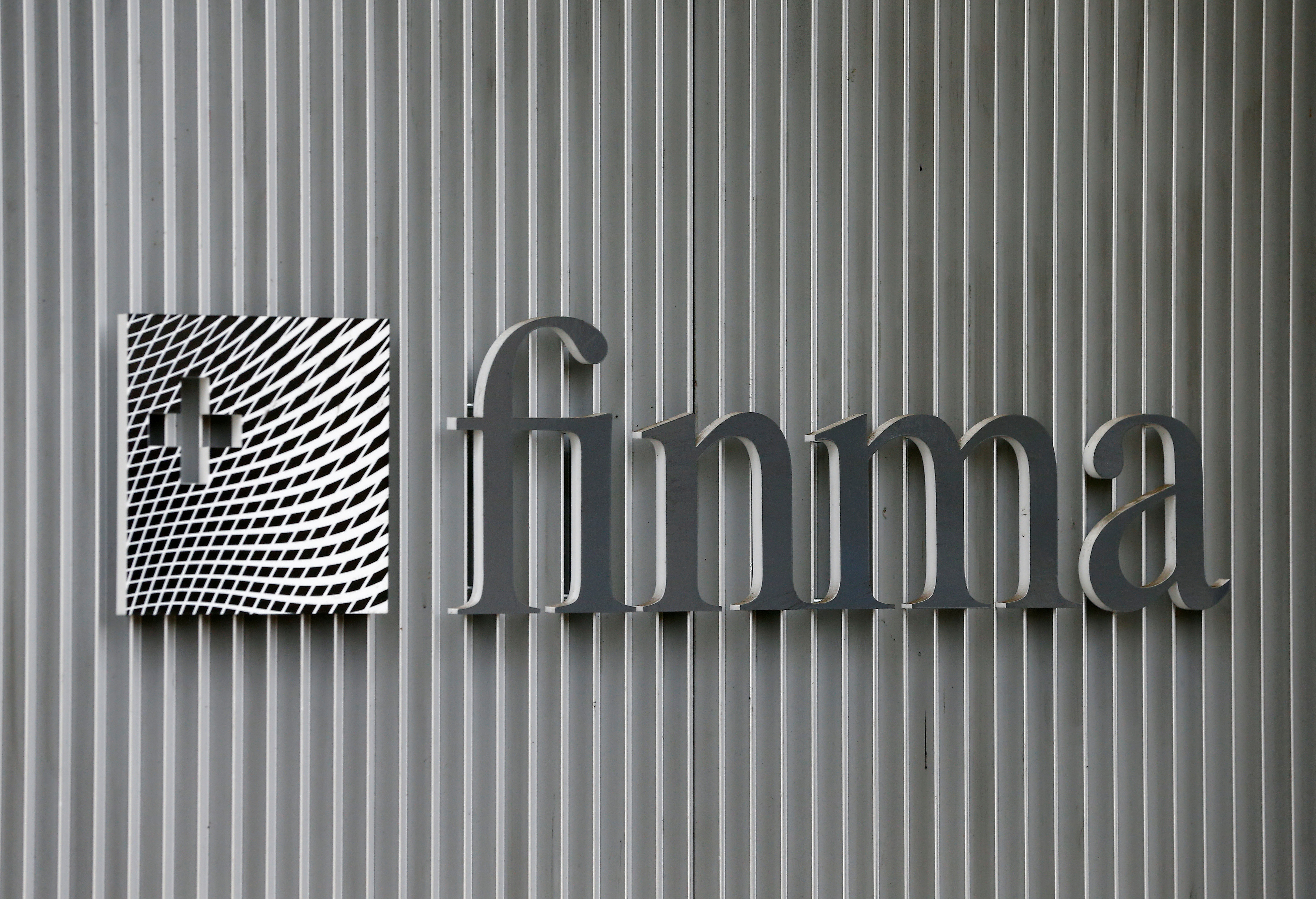 El Credit Suisse le solicitó al BNS y a la Autoridad Suiza de Supervisión del Mercado Financiero (FINMA) que hicieran una declaración firme de apoyo para calmar los mercados. (REUTERS)