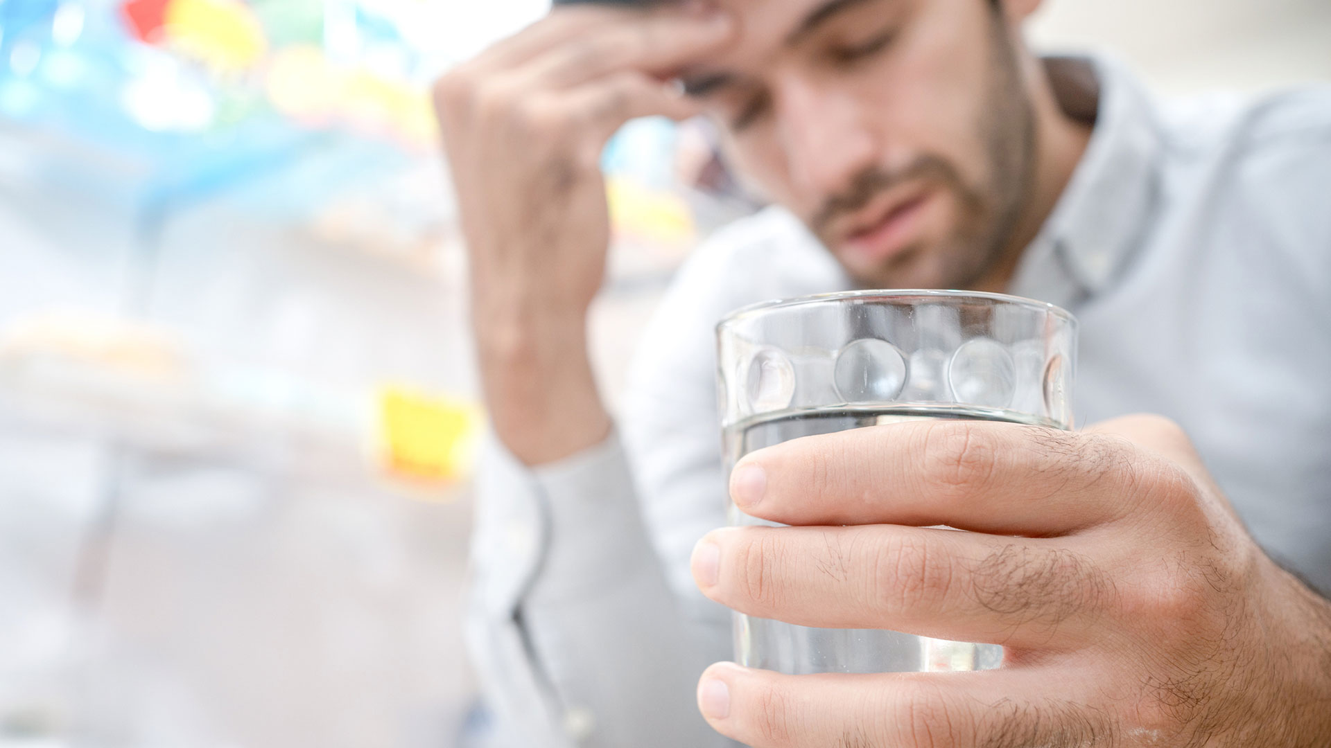 Cinco razones por las que no se debe mezclar los antidepresivos con el alcohol