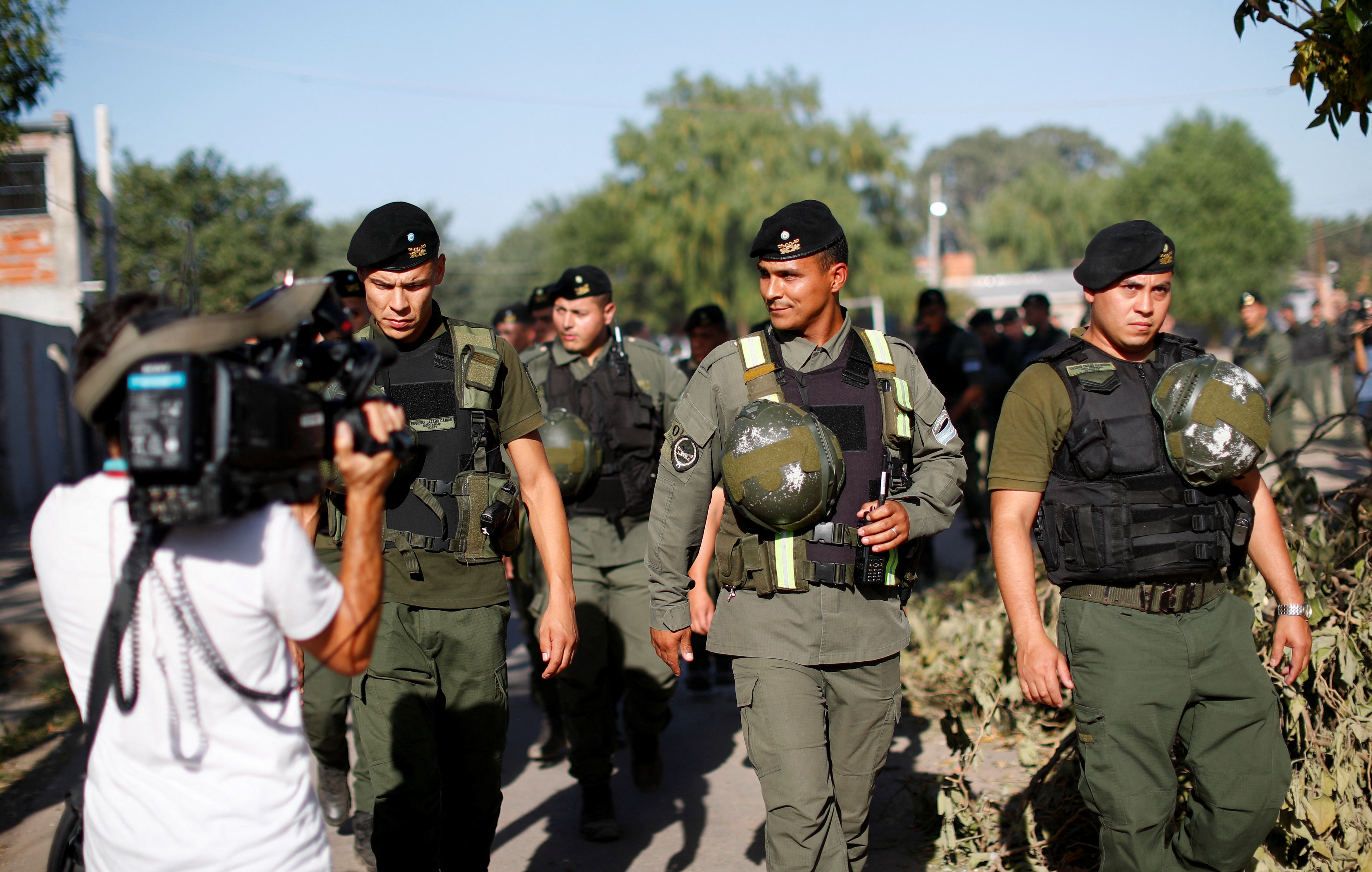 El gobierno nacional envió escuadrones de Gendarmería a Rosario para intentar frenar la violencia narco REUTERS/Agustin Marcarian