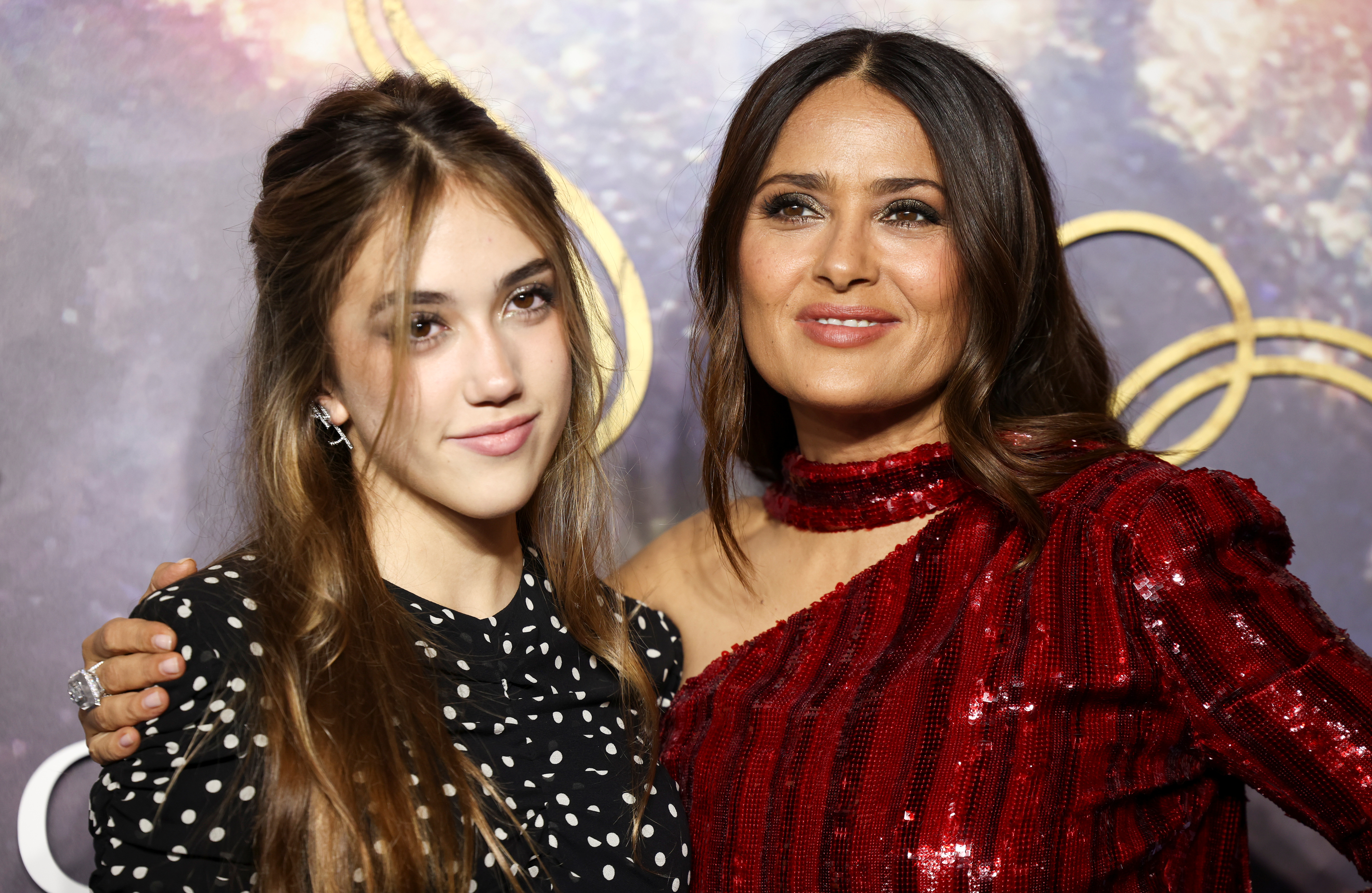 Salma Hayek with Valentina Pinault at the awards of "Eternals" in London, Great Britain.  (Photo: REUTERS/Henry Nicholls)