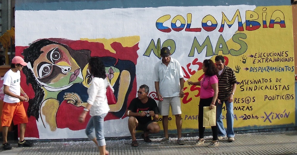 12/03/2021 Mural en defensa de los Derechos Humanos de Colombia, en Gijón
SOCIEDAD ESPAÑA EUROPA ASTURIAS
SOLDEPAZ PACHAKUTI
