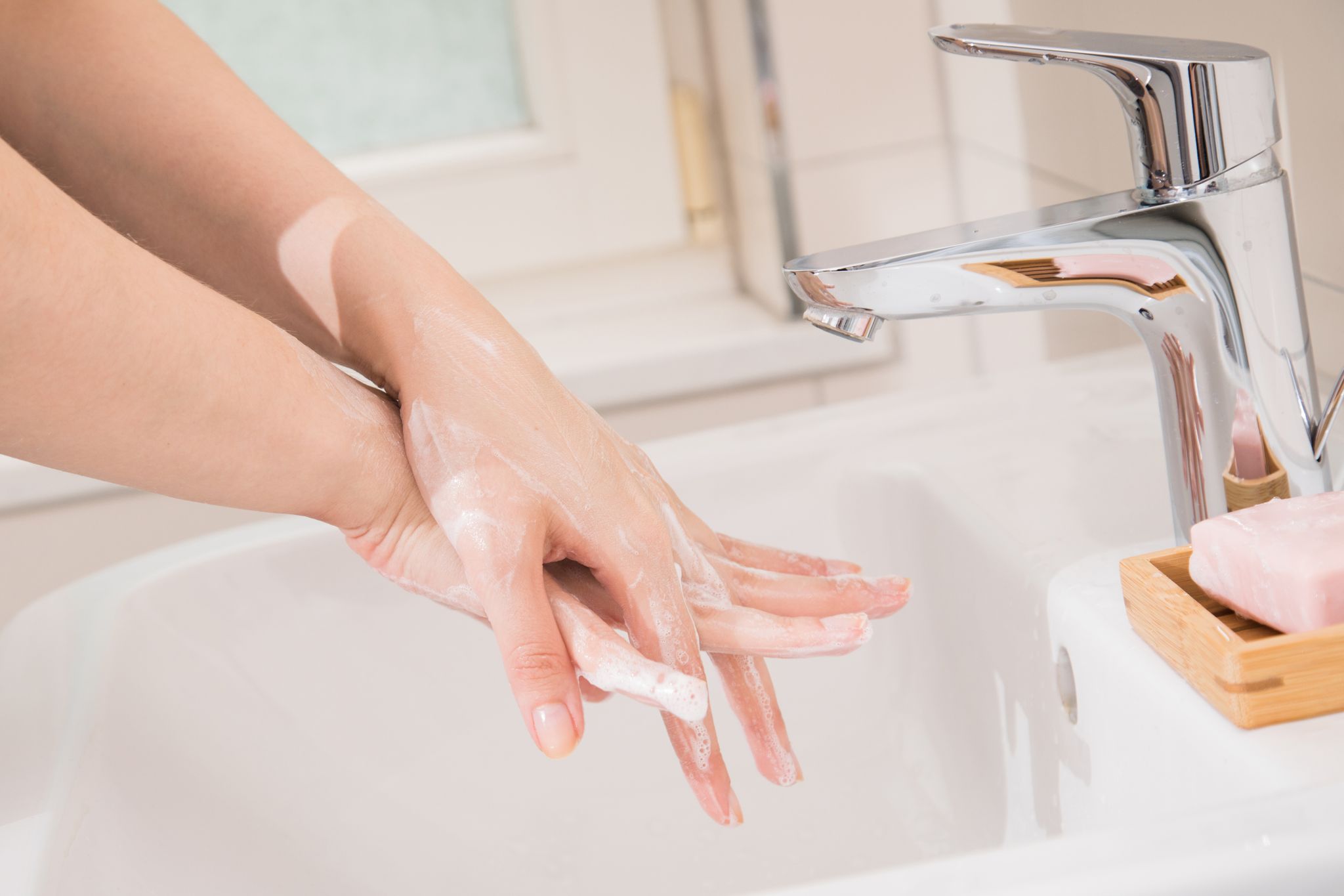 El lavado de manos es una medida de prevención de las ETA y otras tantas enfermedades (DPA)