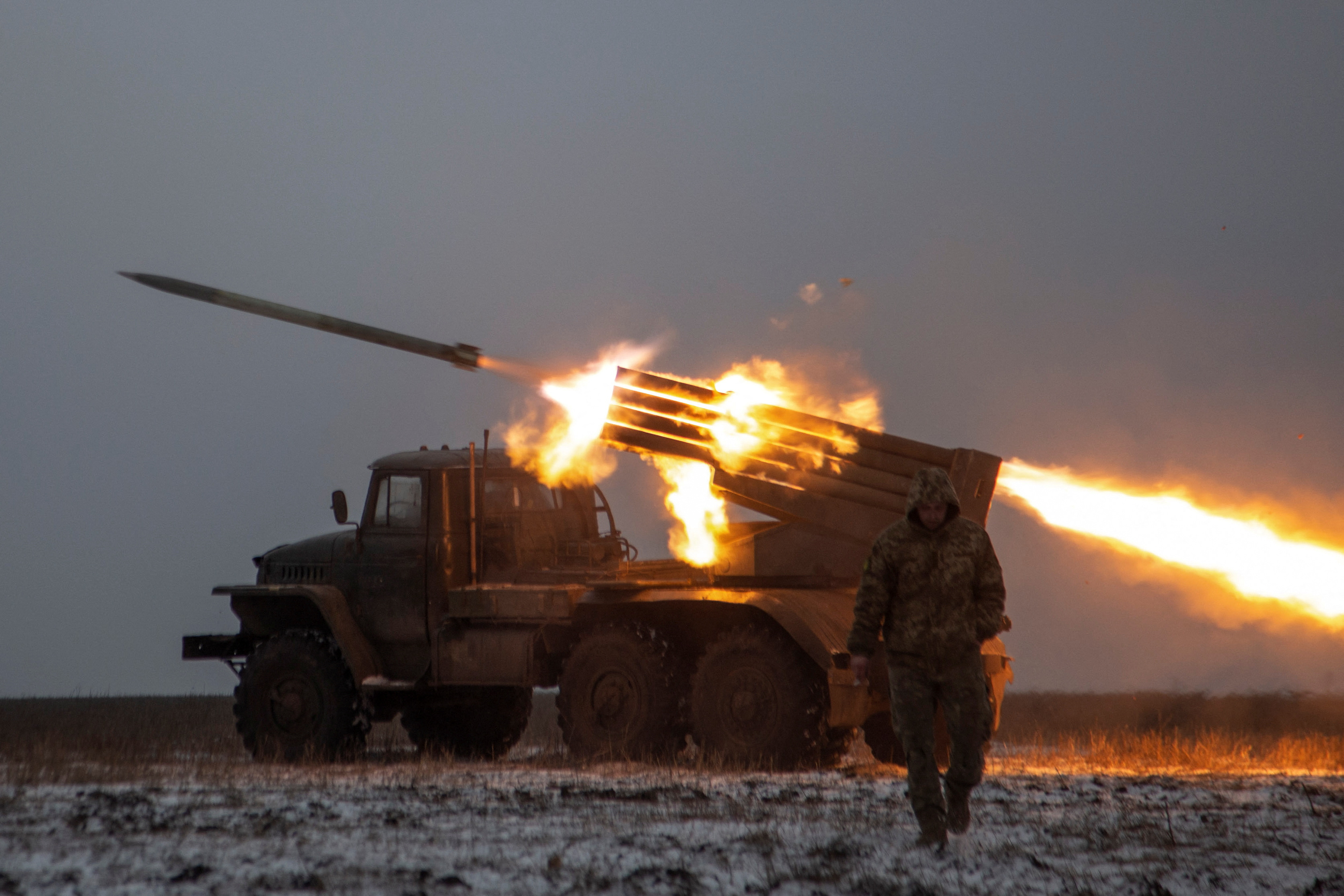 Ukrainian troops began combat training with the US Army.  (REUTERS/Oleksandr Ratushniak)