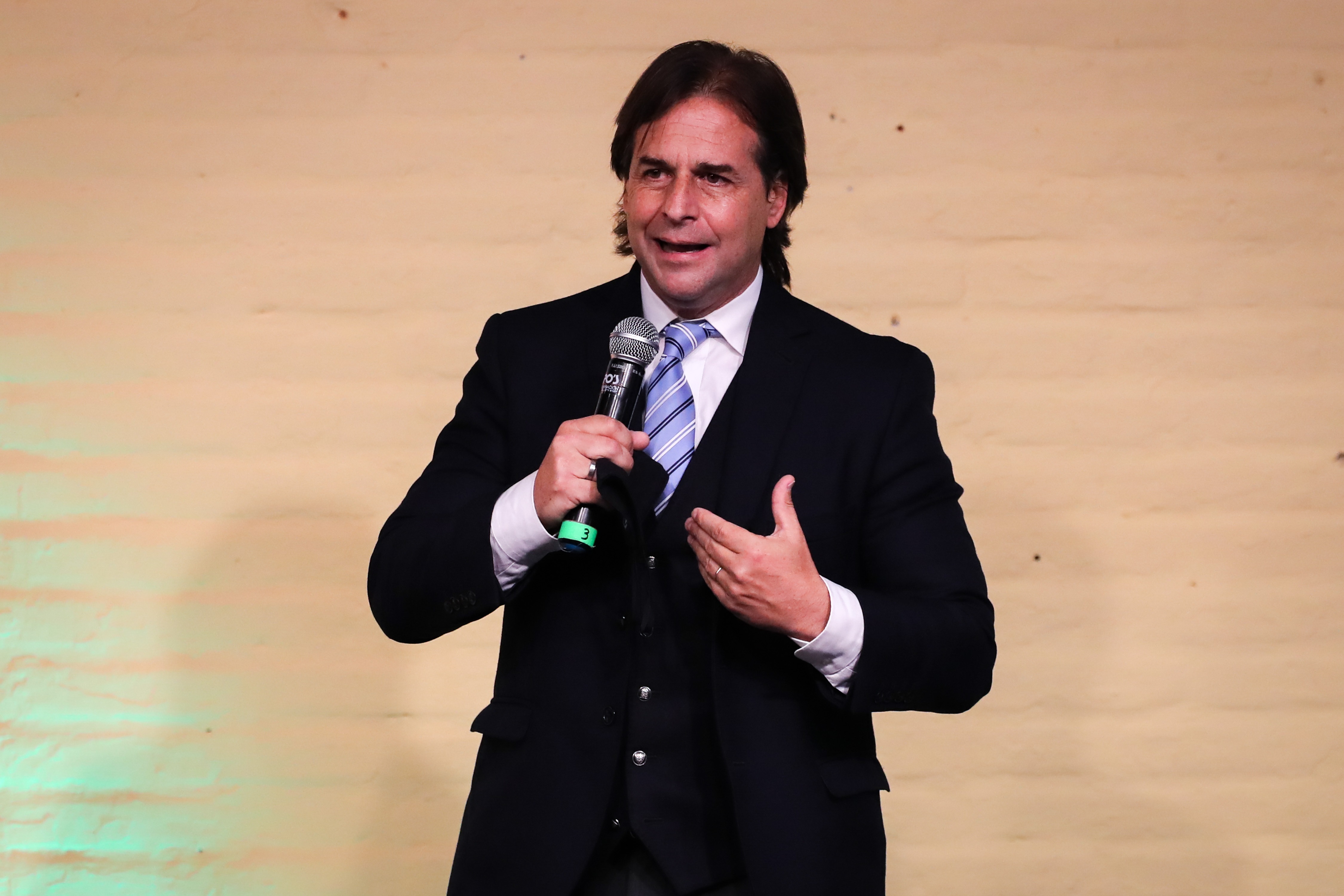 Lacalle Pou había dicho que quería que se radiquen 100.000 argentinos en Uruguay
