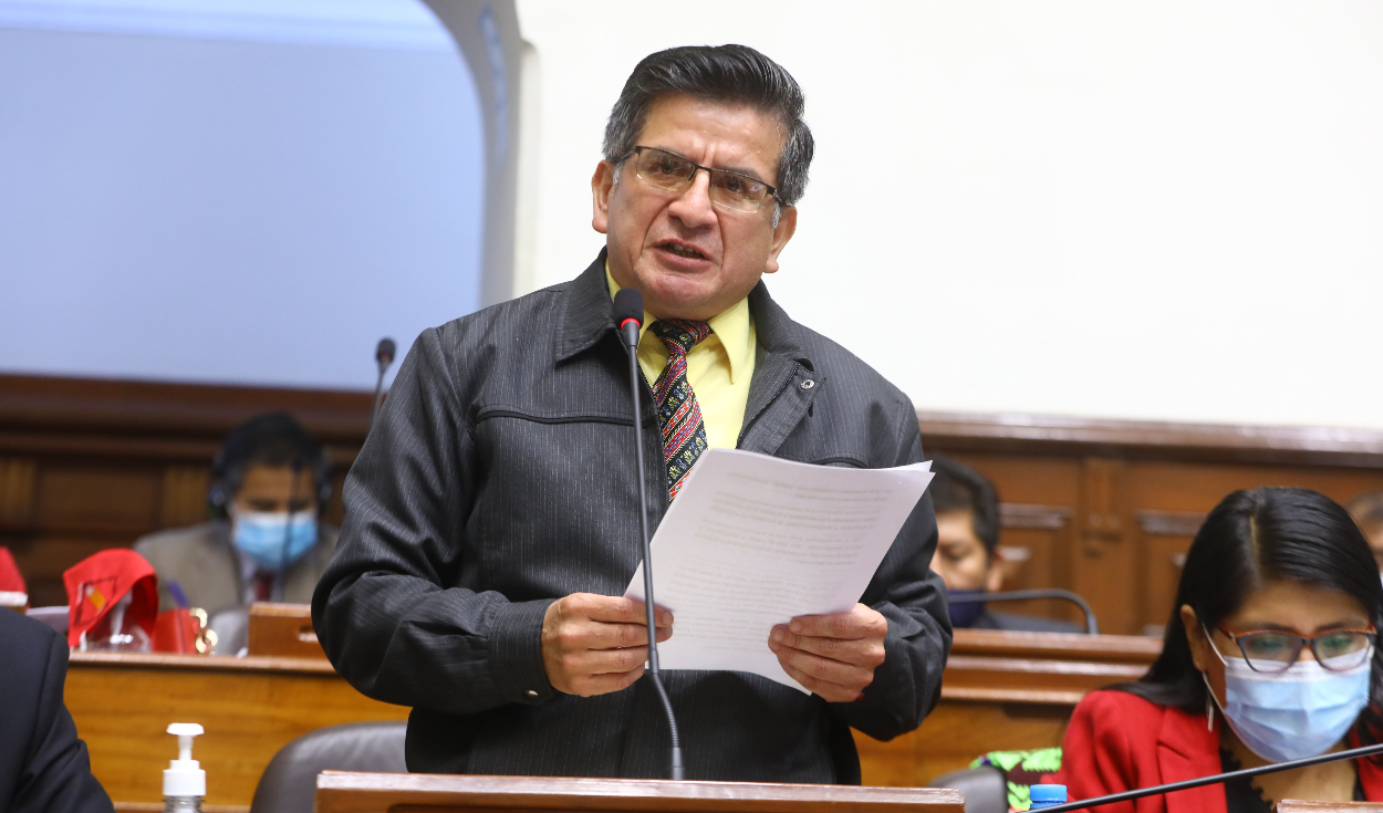 Hamlet Echevarría es el autor de la propuesta legislativa.