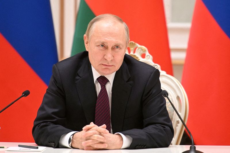 Zelensky apuntó contra Putin, a quien señaló como “una persona intentando seguir en el poder hasta el fin de su vida” (REUTERS)
