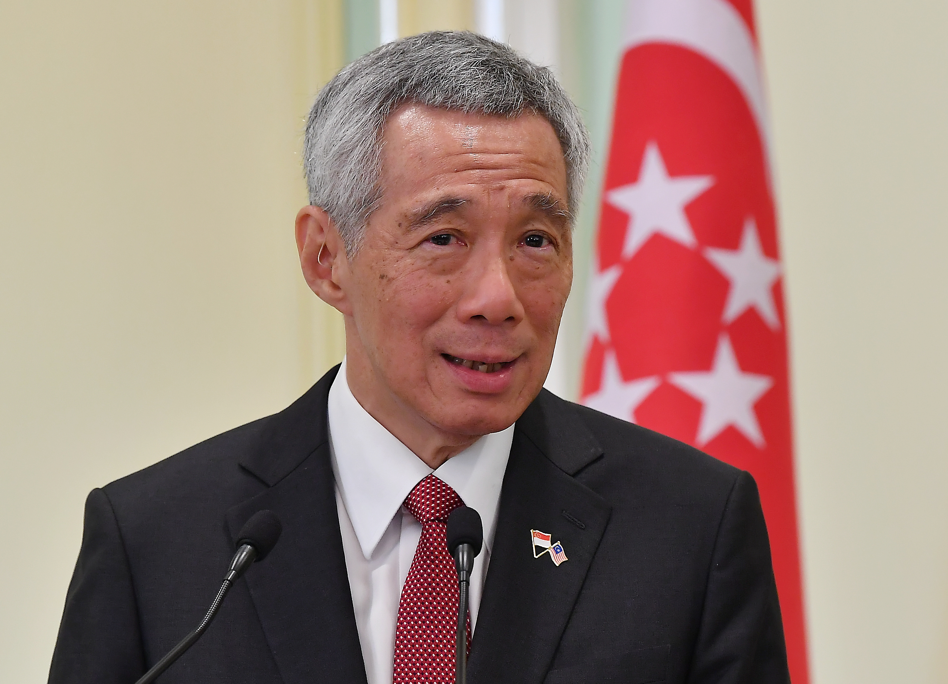 El primer ministro de Singapur, Lee Hsien Loong, habla durante una conferencia de prensa conjunta con el primer ministro de Malasia el 9 de abril de 2019 (Foto: Harry Salzman / BERNAMA / dpa)