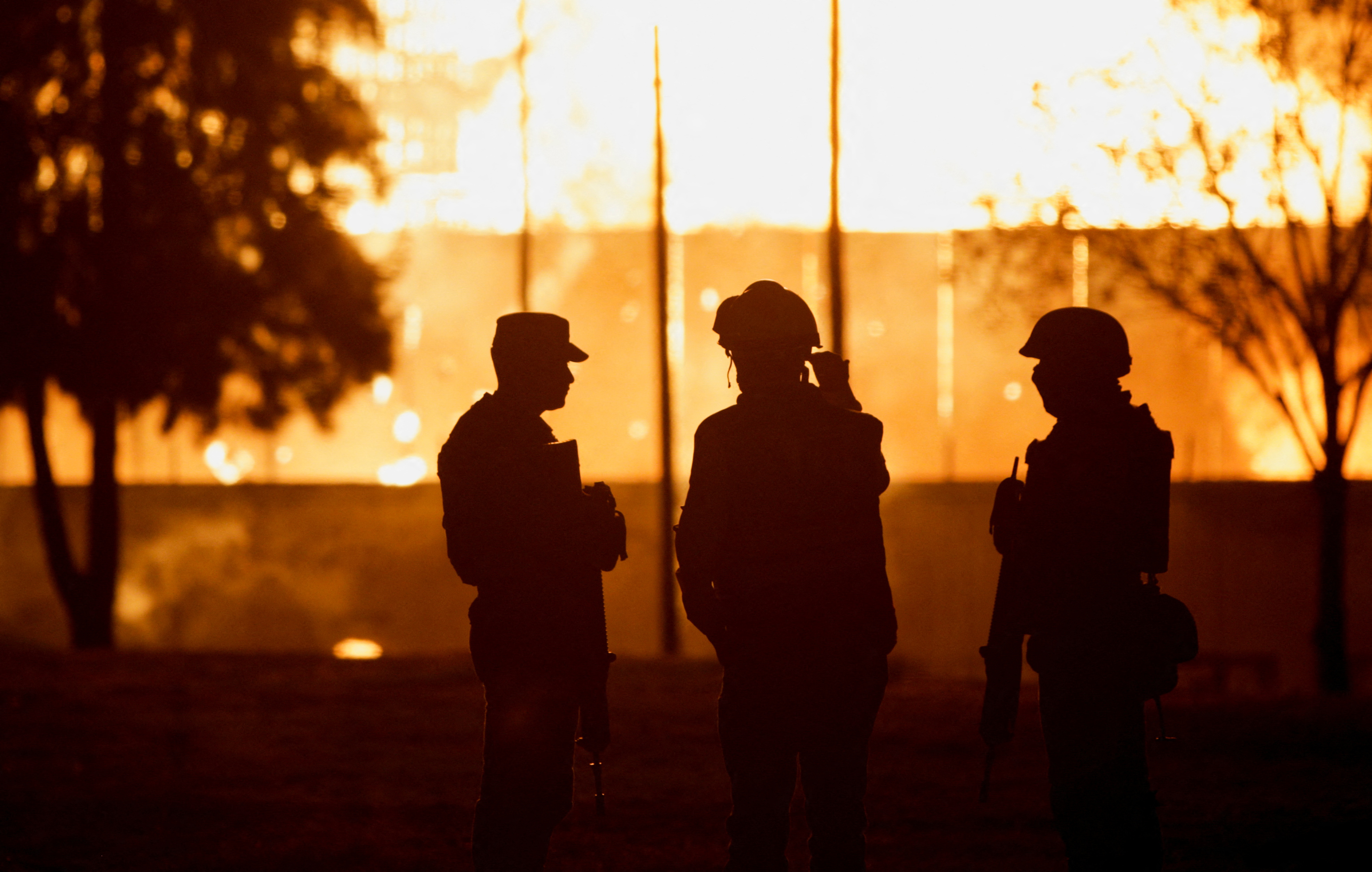 Miembros de la Guardia Nacional verificaron que la zona estuviera bajo control. REUTERS/Luis Cortes