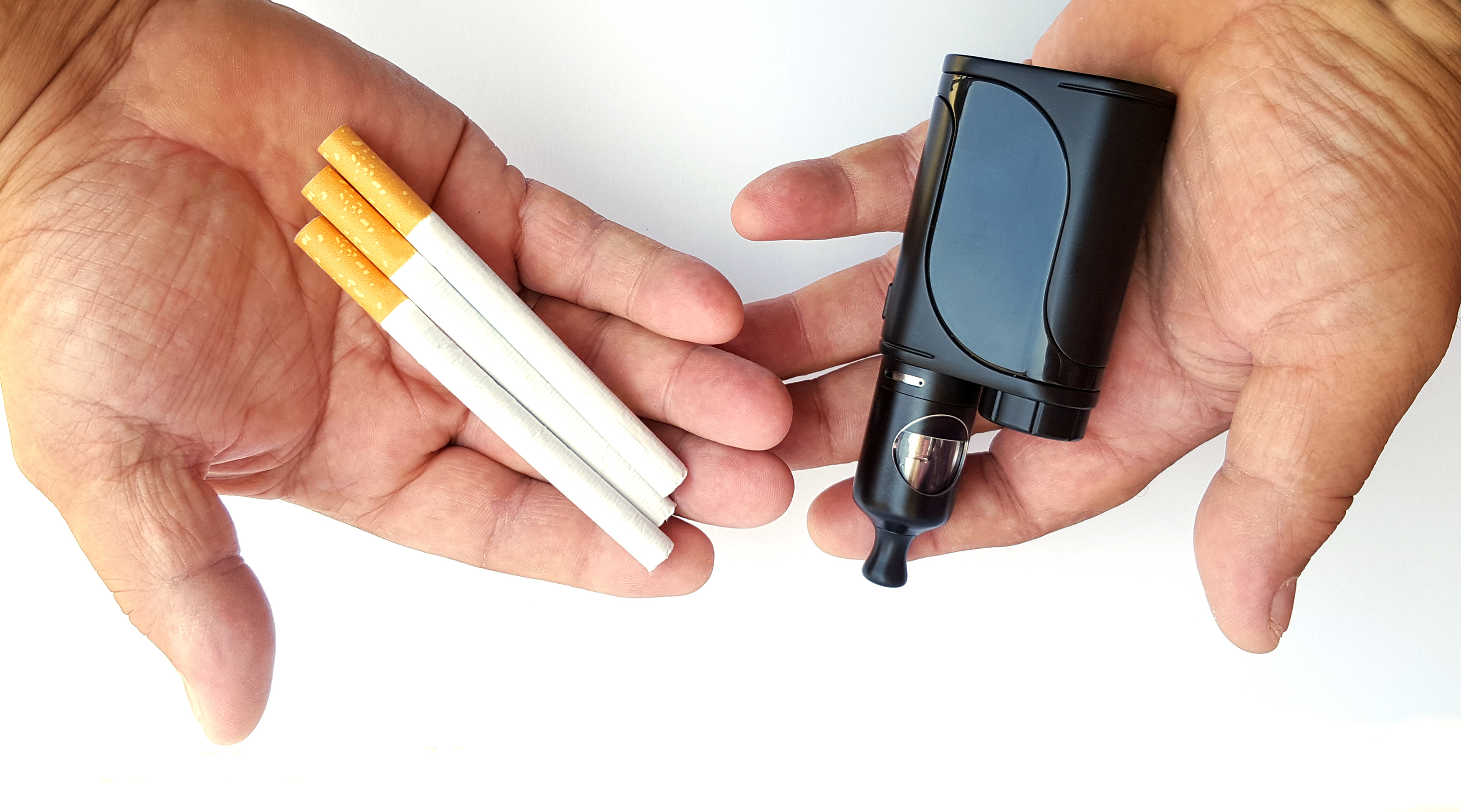 El cigarrillo electrónico suele presentarse como una alternativa para dejar de fumar (Foto: American Cancer Society)